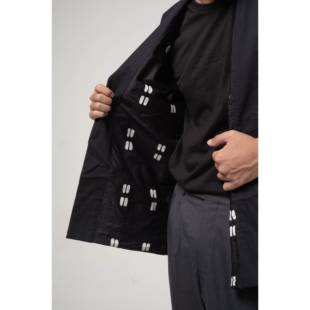 Dama Kara Kimono (Unisex)