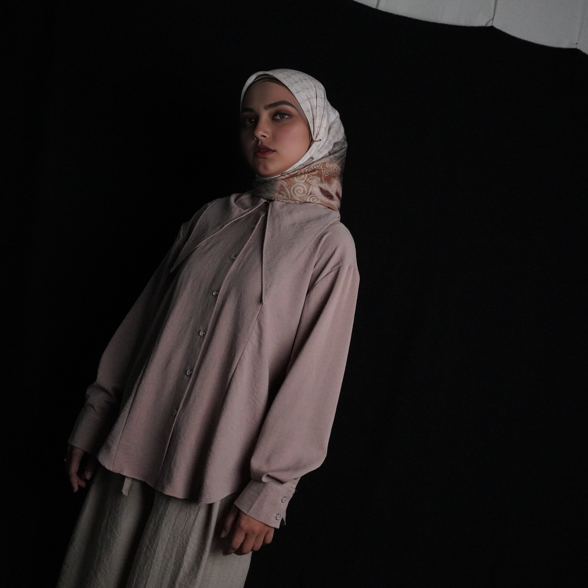 BELYANZA - Bloomy Top Basic