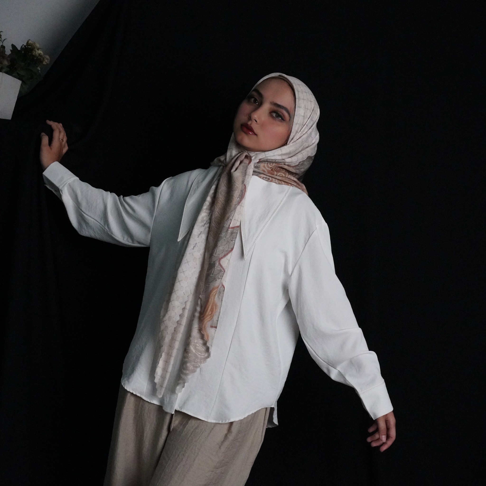 BELYANZA - Bloomy Top Basic