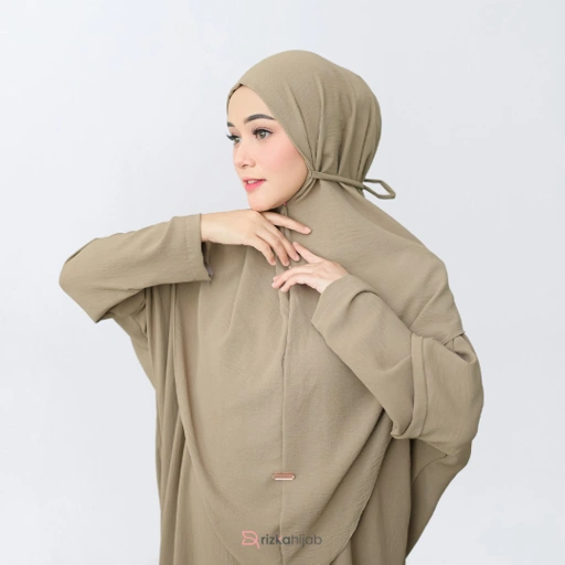 Image of RIZKA HIJAB Mecca Khimar Only Bergo Syar'i Crinckle Polos Arab Turkey Umroh Haji