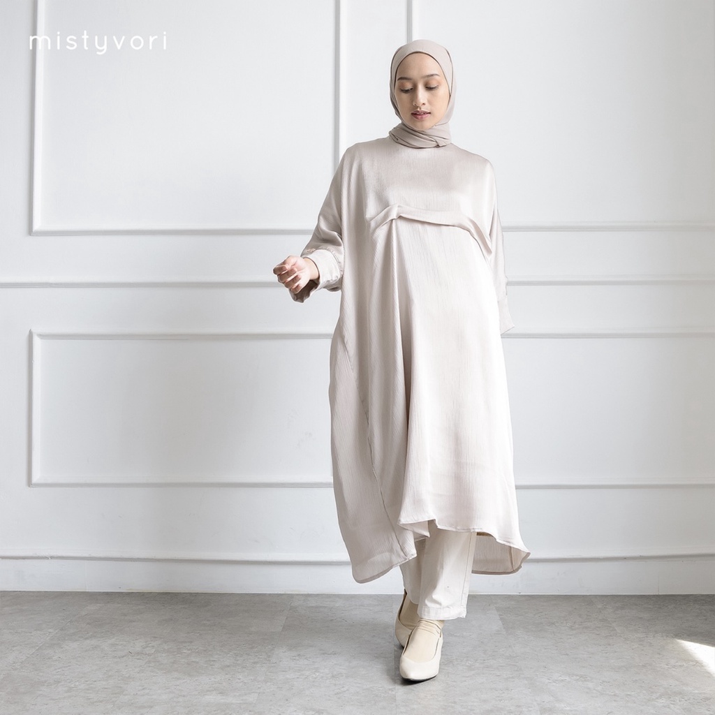 Mistyvori Luna Tunik Bahan Silk Cradenza