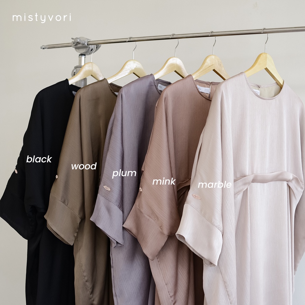 Mistyvori Luna Tunik Bahan Silk Cradenza