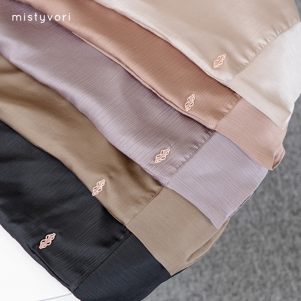 Mistyvori Luna Tunik Bahan Silk Cradenza