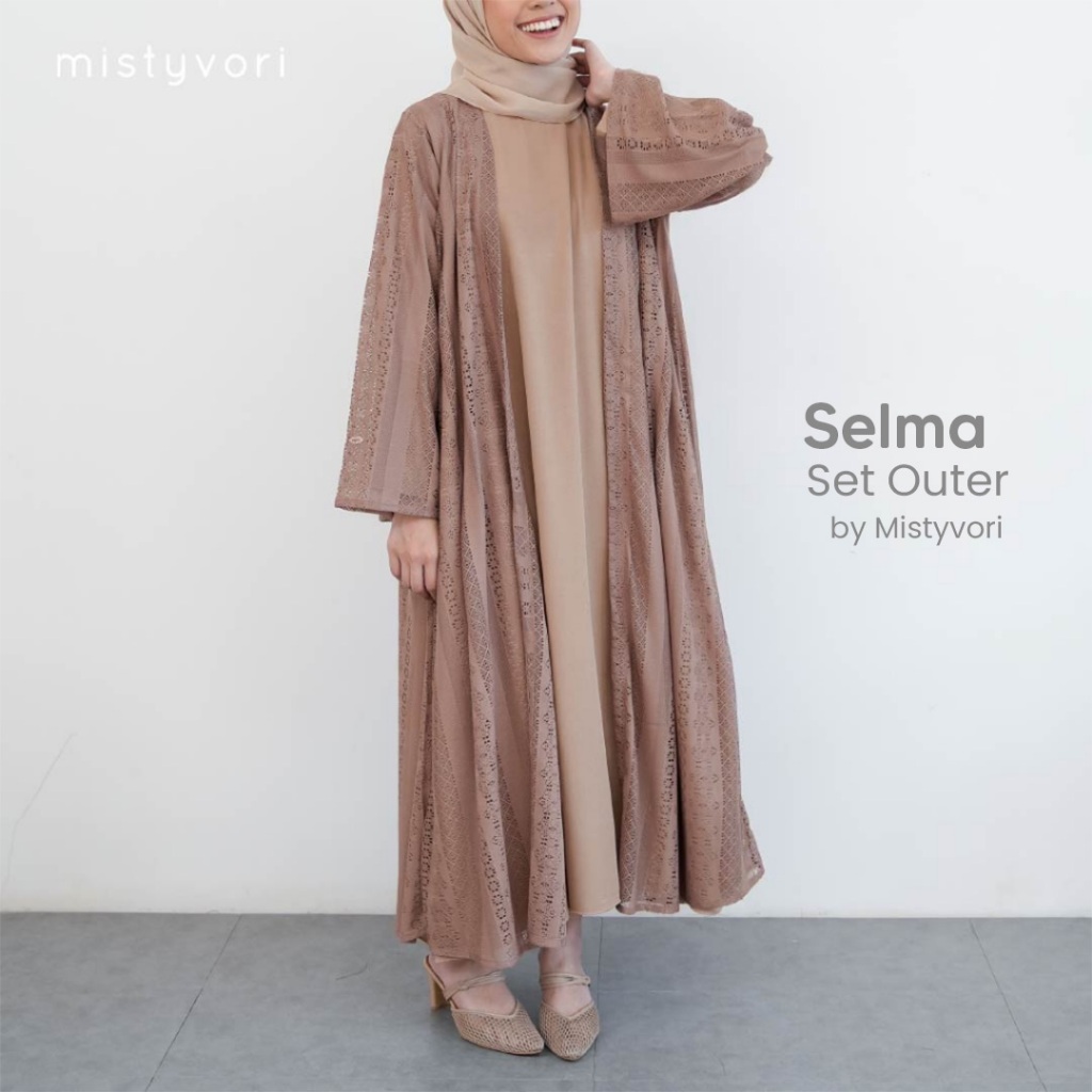 Selma Set Outer 