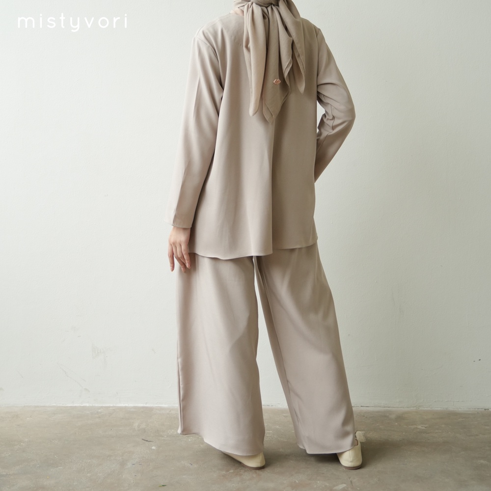 MISTYVORI Isha Oneset Polos Wanita Premium