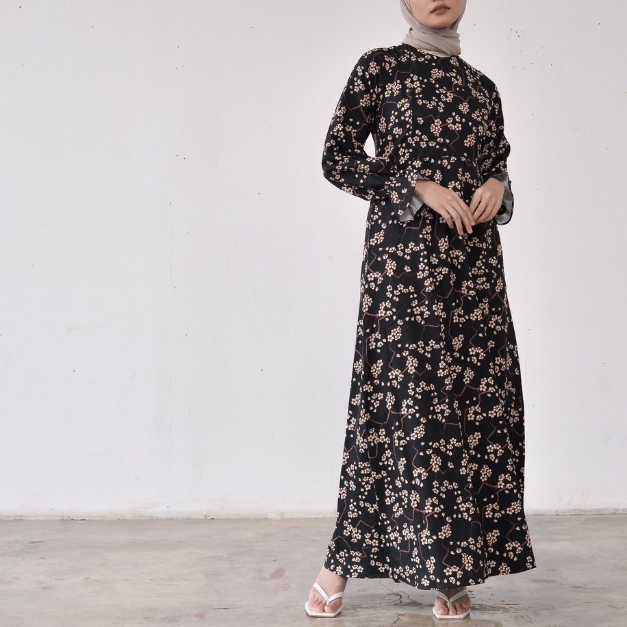 Zahwa Dress