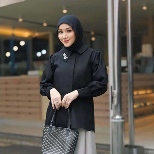 Image of Readyy - Vanilla Hijab - Payet Collar Blouse