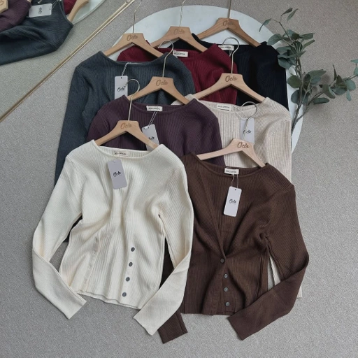 Image of Oclo Gybio Knit Rajut Kancing Atasan Wanita Lengan Panjang Casual OCL00414