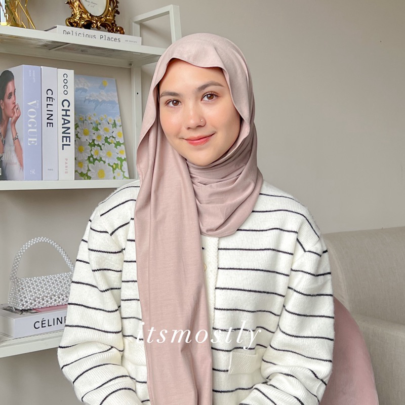 ITSMOSTLY - Lyra Pashmina (Pashmina Kaos Meleyot Premium)
