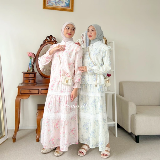 Image of ITSMOSTLY - Kayana Set (One Set Vintage Embroidery)