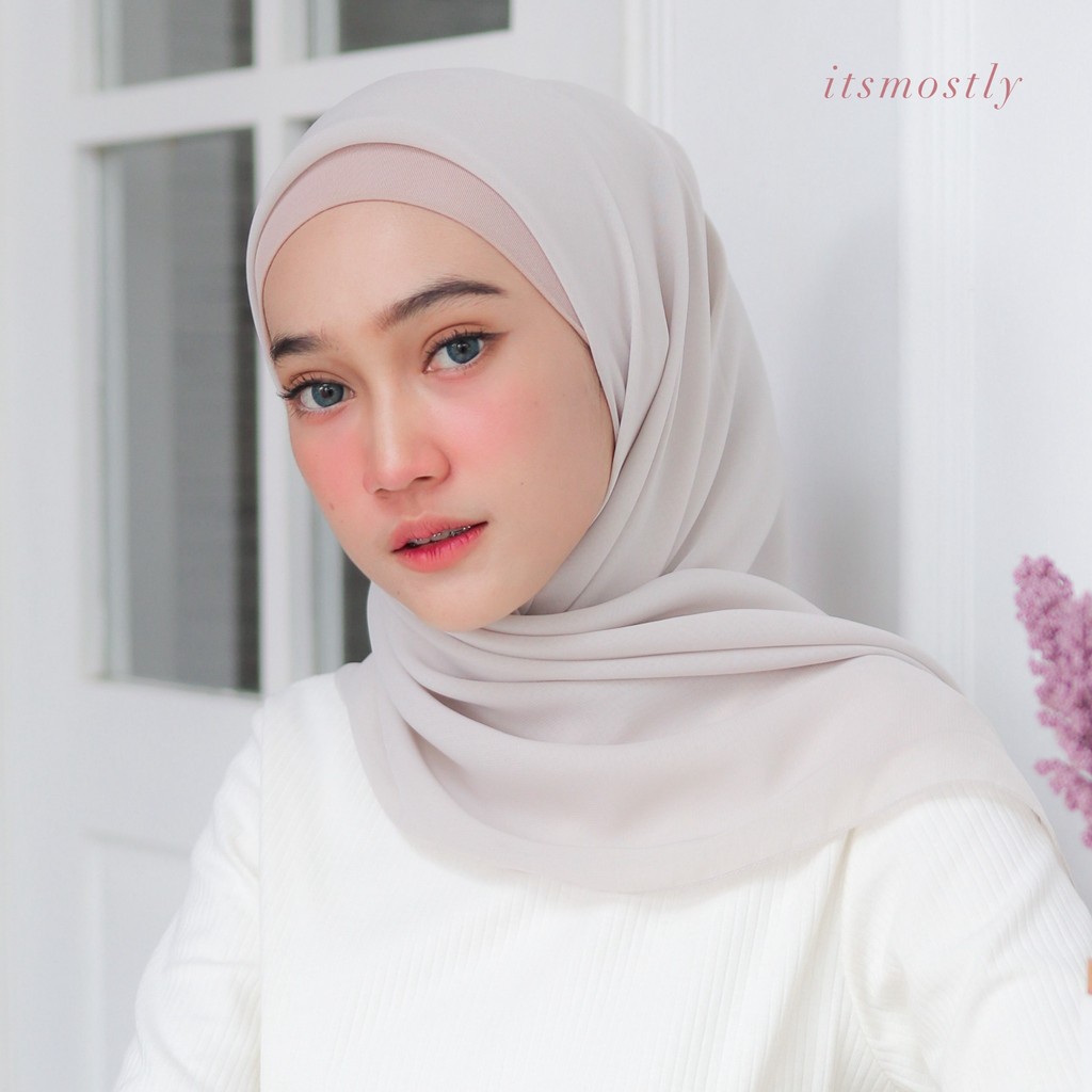 ITSMOSTLY - Plain Hijab GRD B Sale (Hijab Segiempat Bella Square / Poly Cotton Premium)