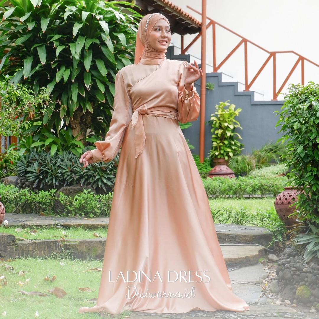 Ladina Dress By @dwiwarna.id
