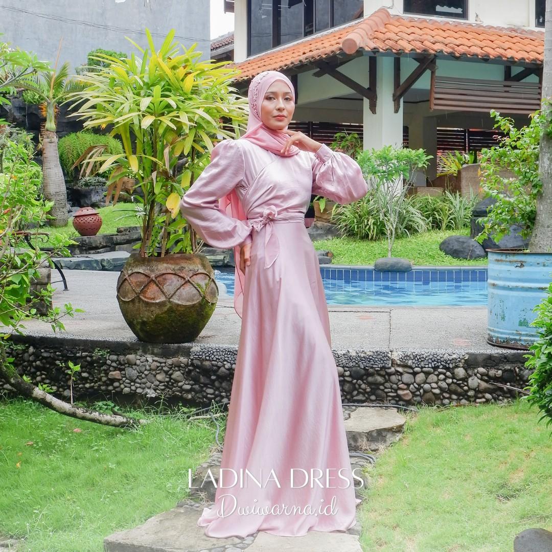 Ladina Dress By @dwiwarna.id