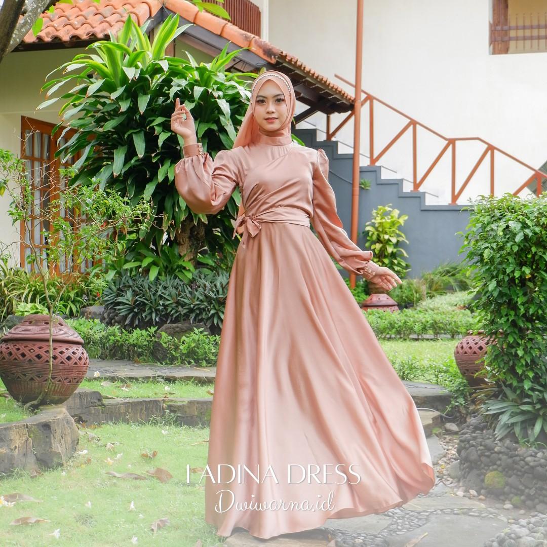 Ladina Dress By @dwiwarna.id