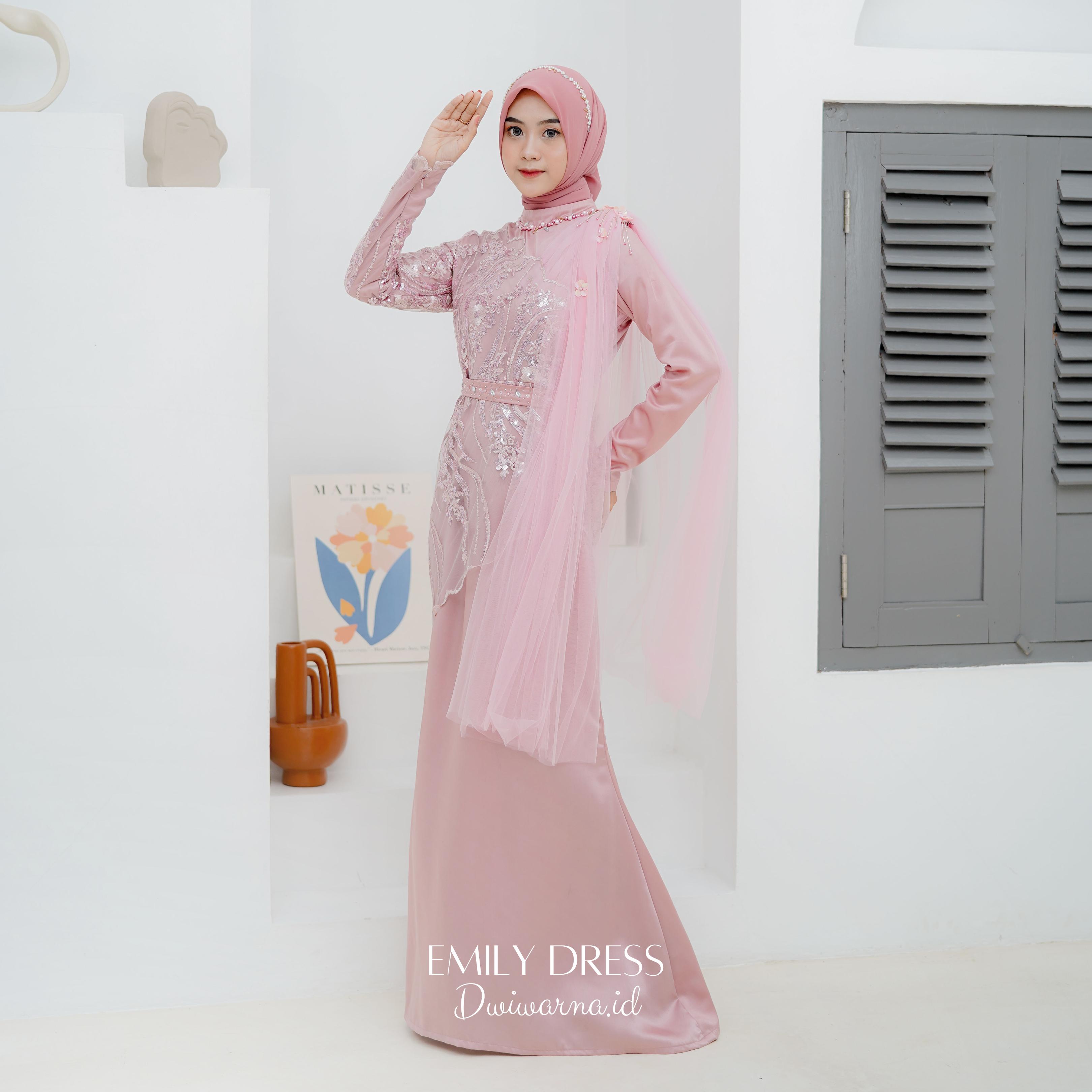 Emily Dress by @dwiwarna.id Kombinasi Muslim