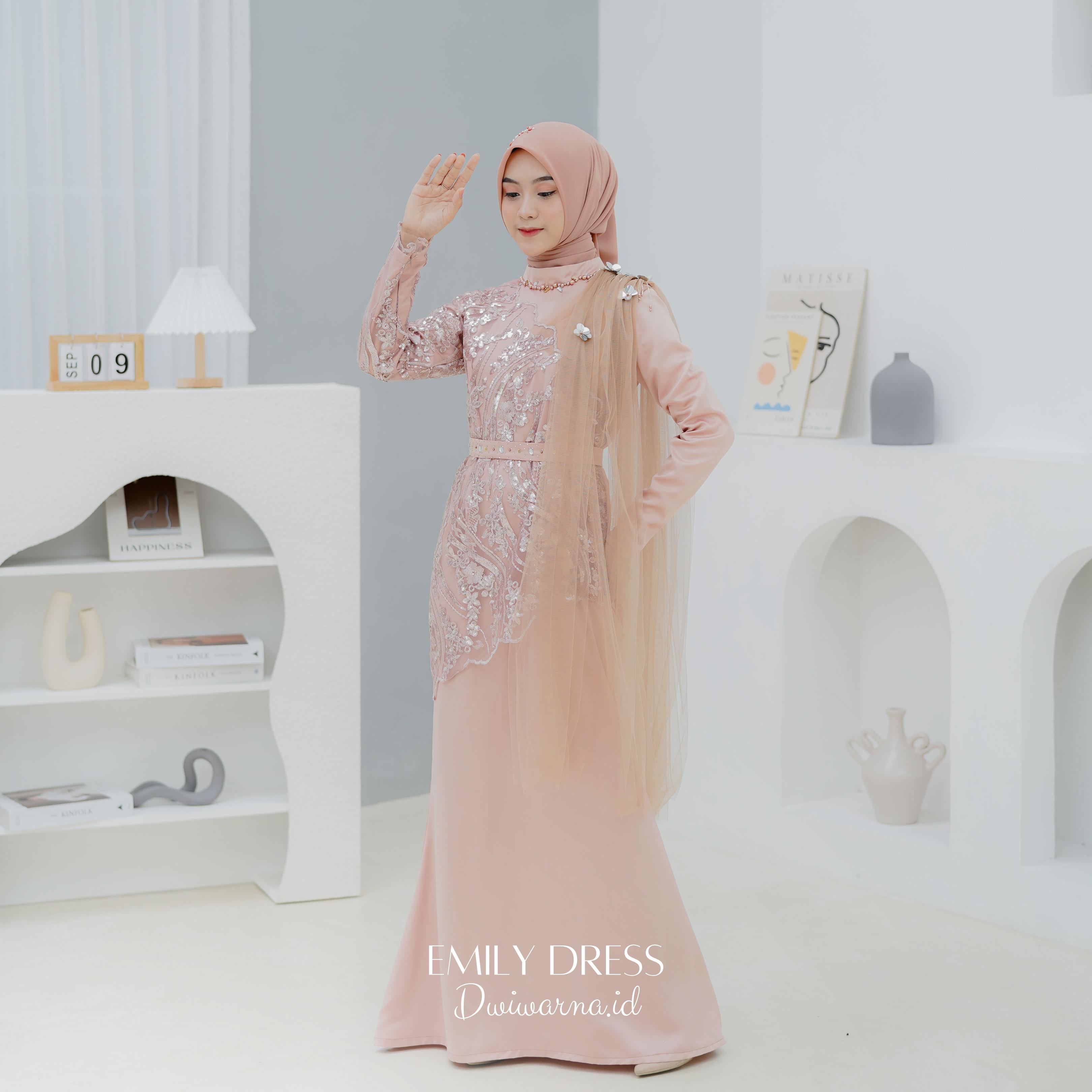 Emily Dress by @dwiwarna.id Kombinasi Muslim