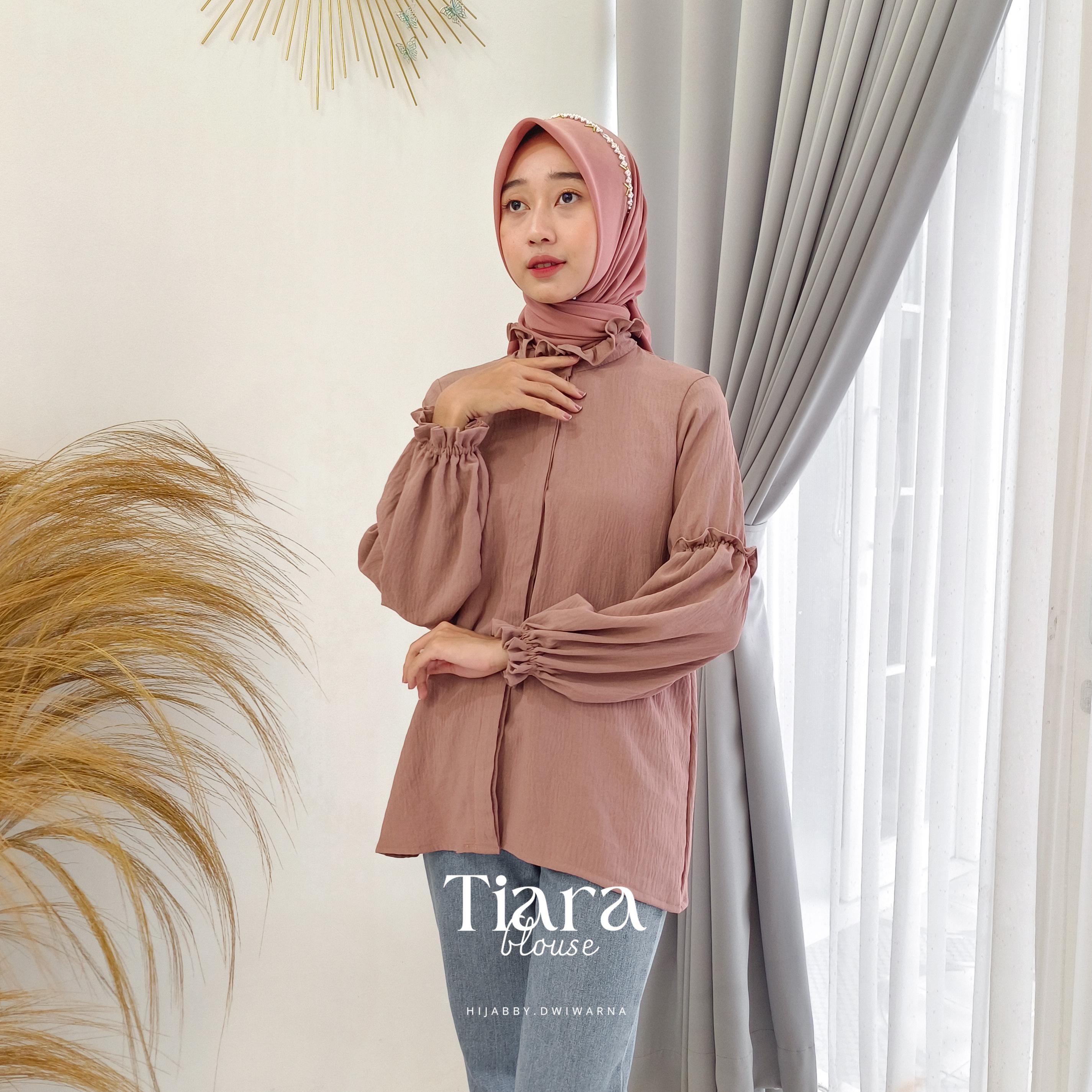 Blouse Tiara  By_Dwiwarna