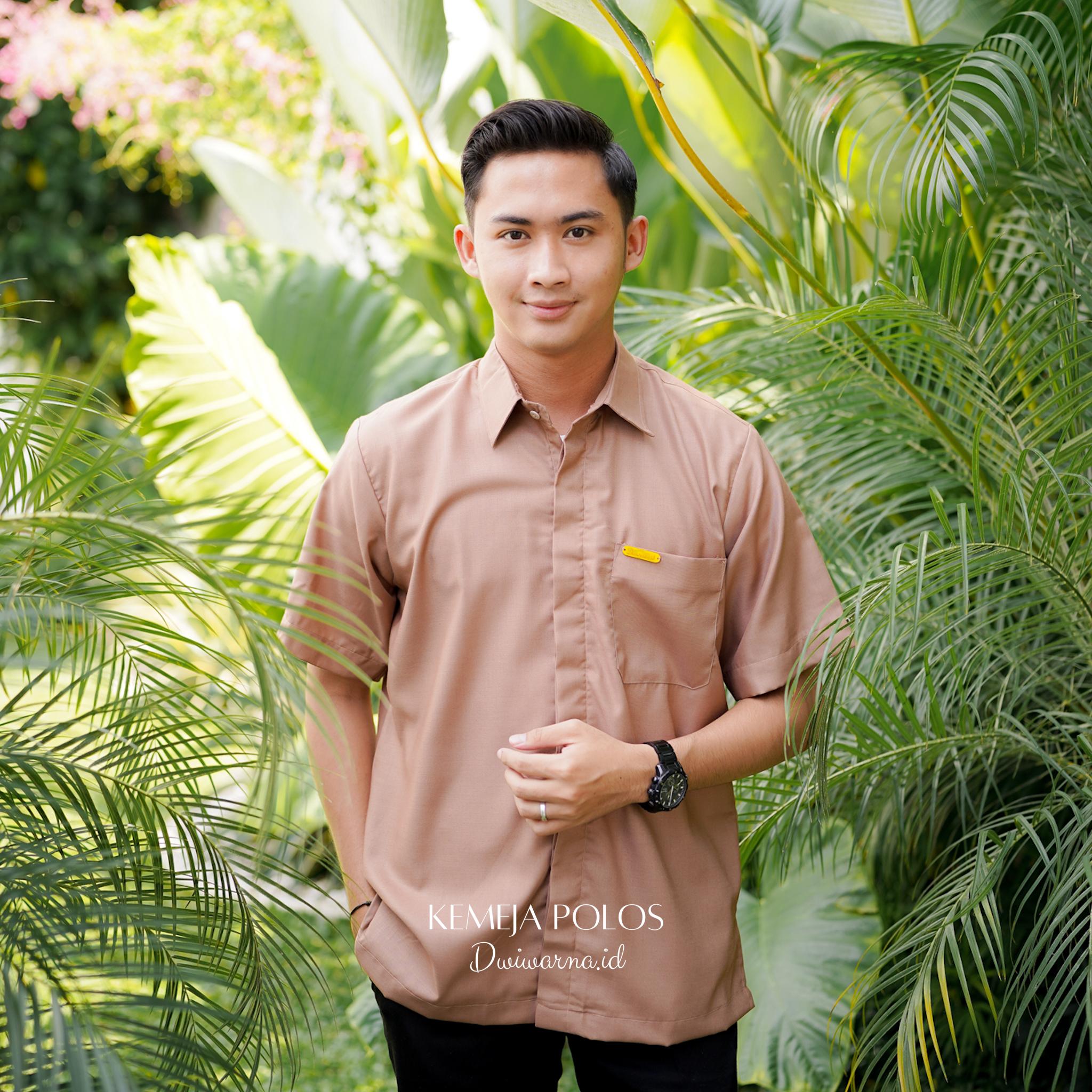 Kemeja Polos Pria by Dwiwarna