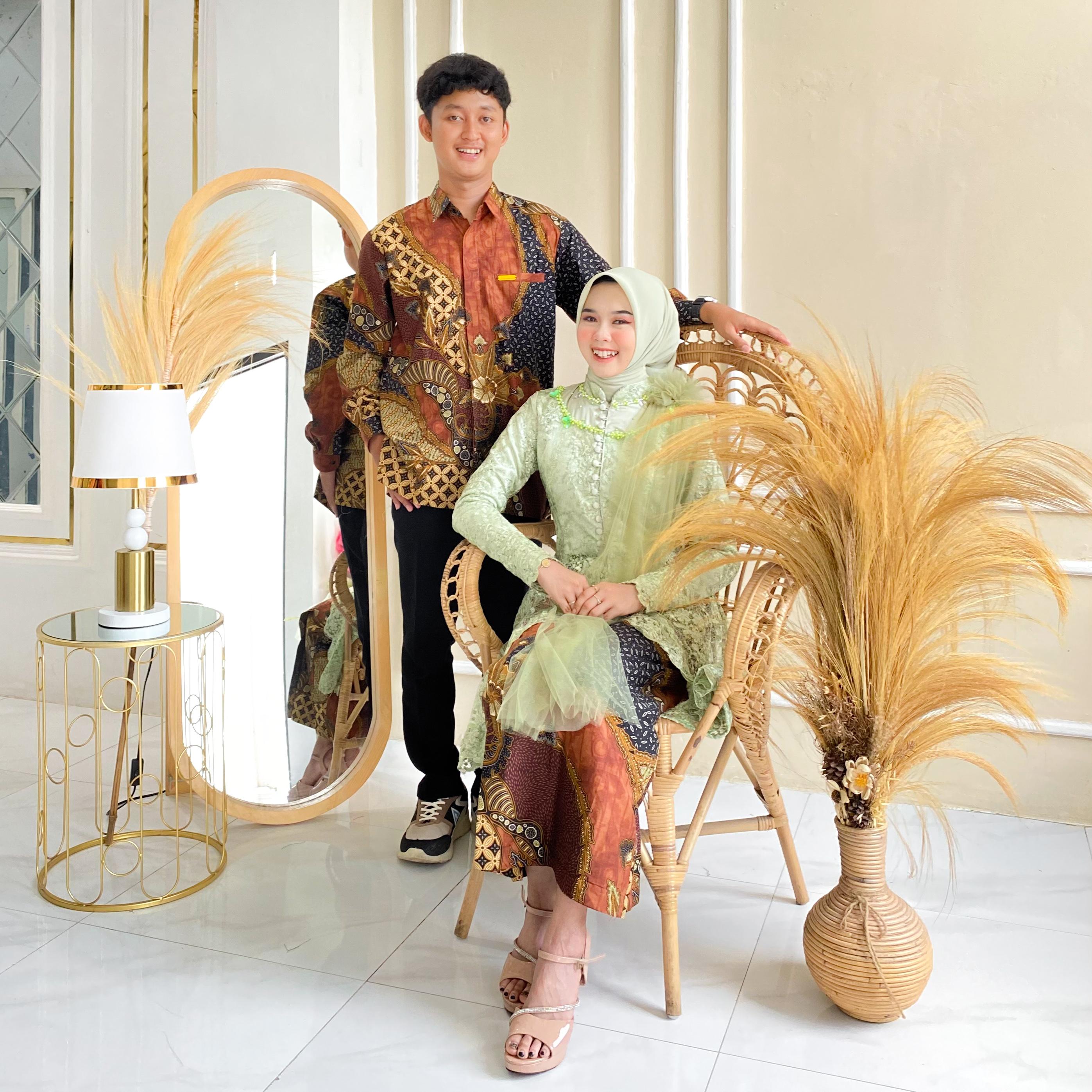 Atasan Kemeja Batik Lengan Panjang/ Batik Lengan Pendek by Dwiwarna