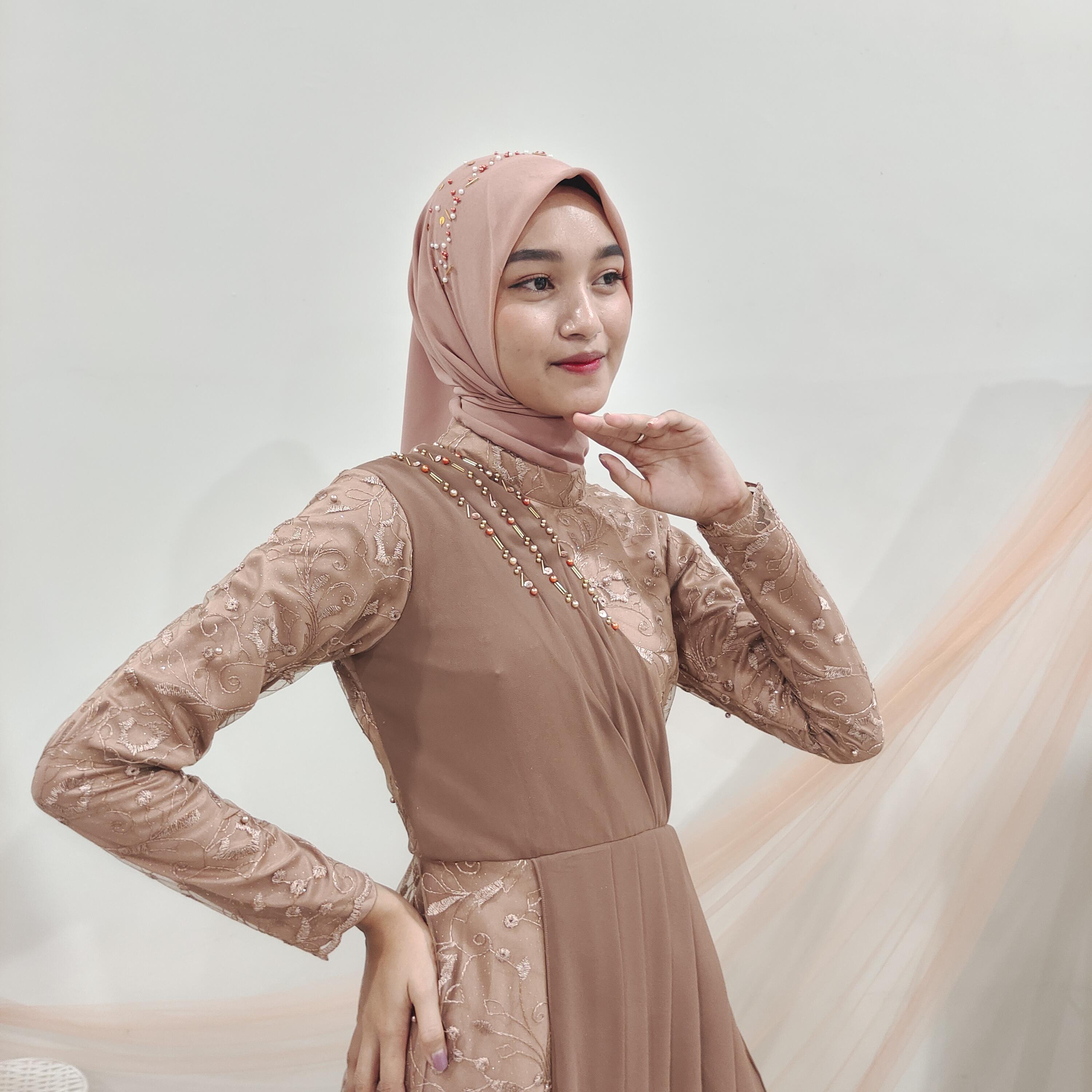 Athifa dress By @dwiwarna.id