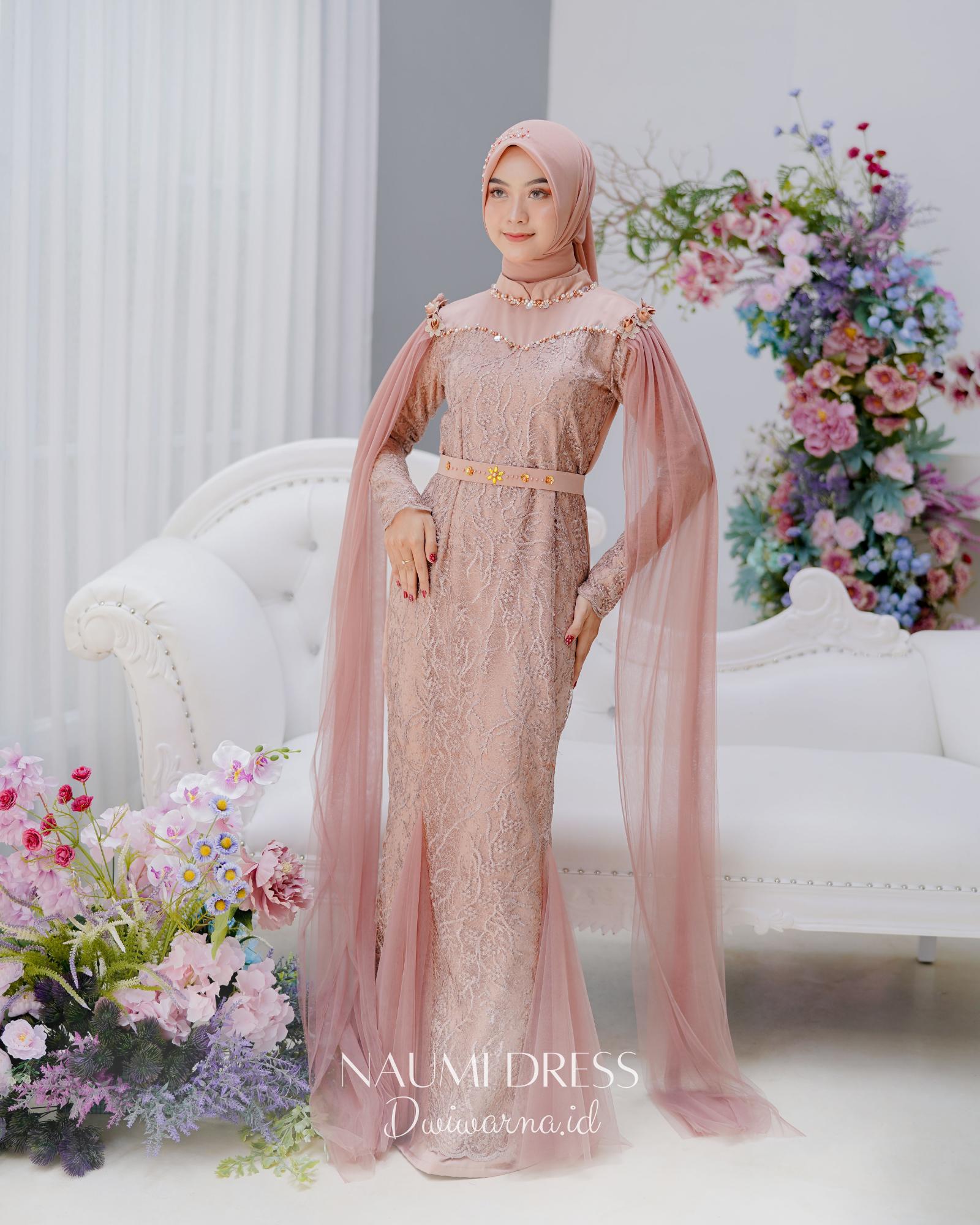 NAUMI DRESS Kondangan Mermaid / Sayap Lepas pasang / Dress Prewedding / Dress Lamaran by Dwiwarna