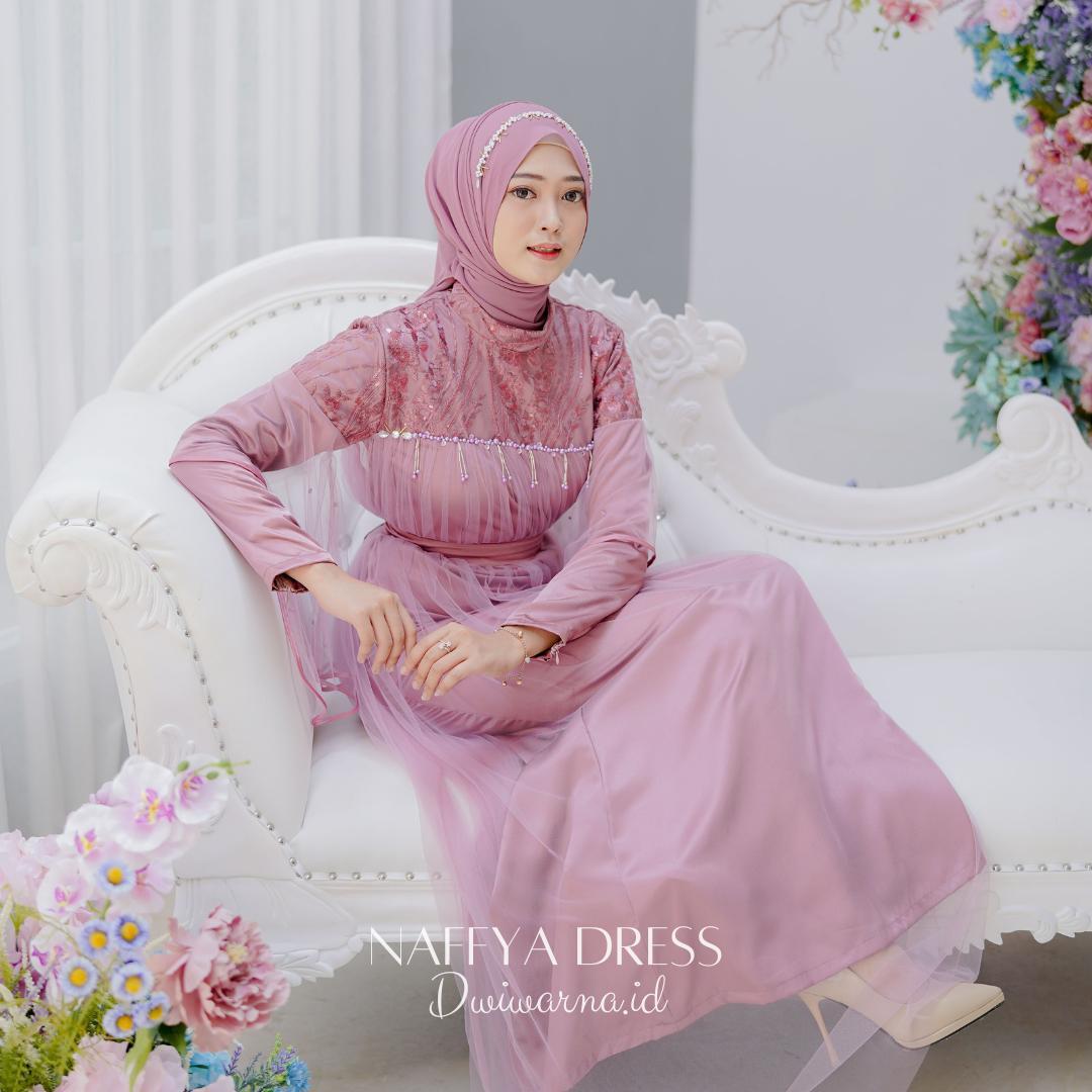 Naffya Dress by @dwiwarna.id