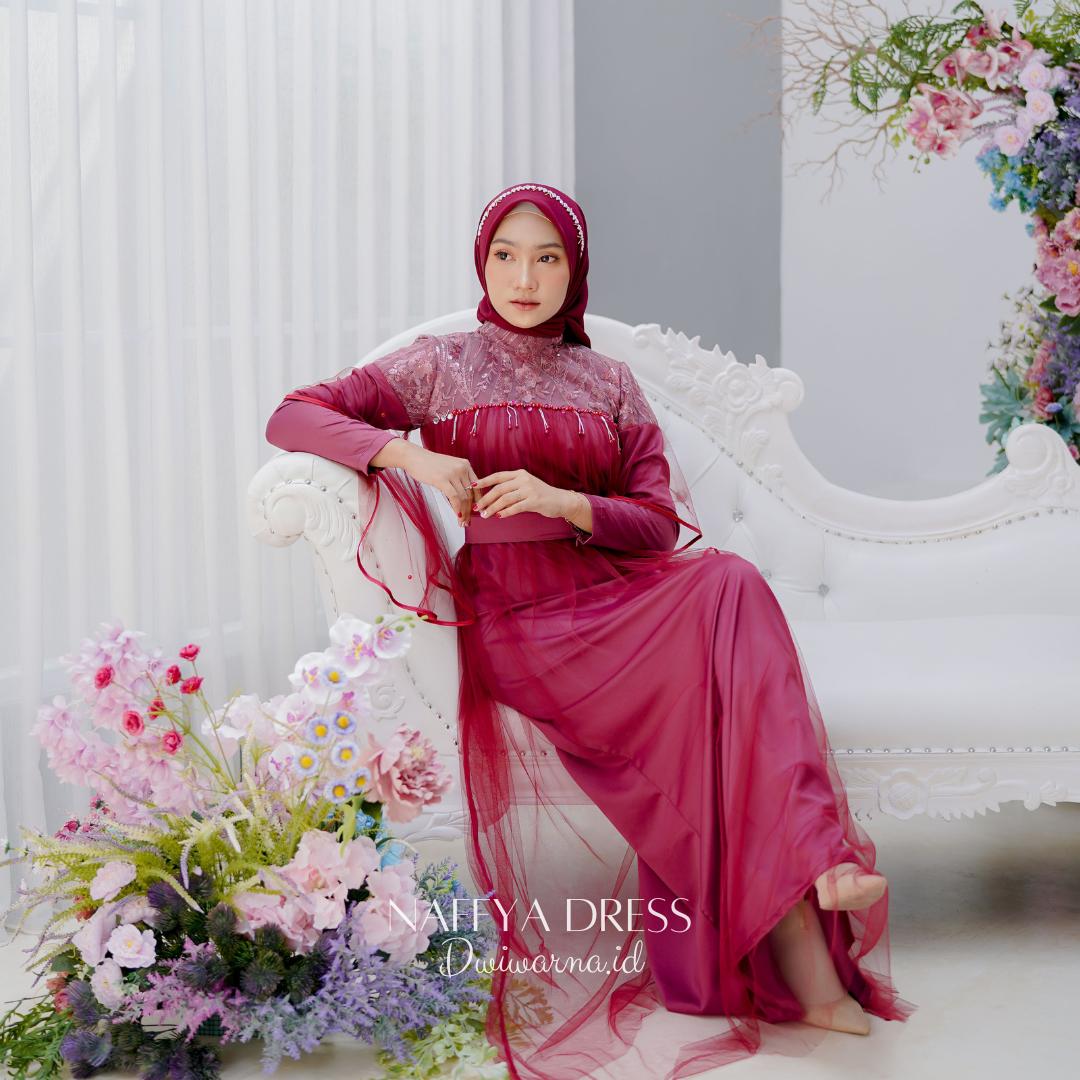 Naffya Dress by @dwiwarna.id