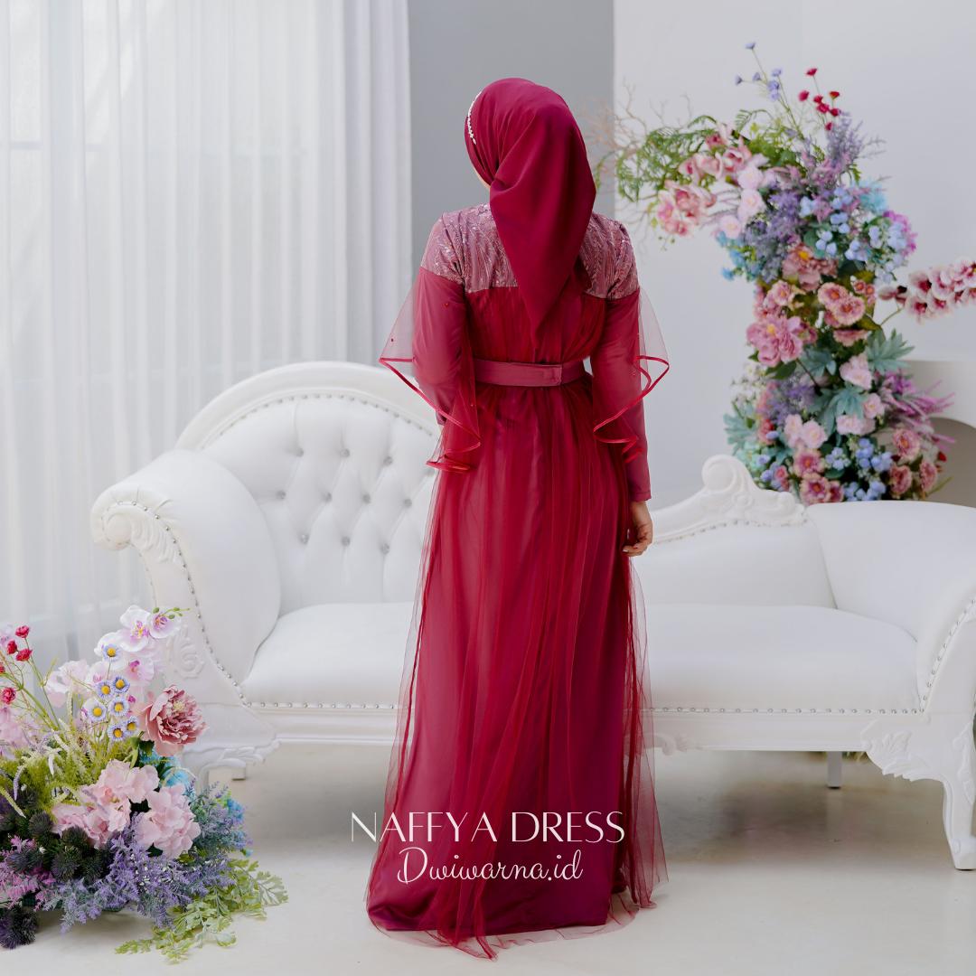 Naffya Dress by @dwiwarna.id