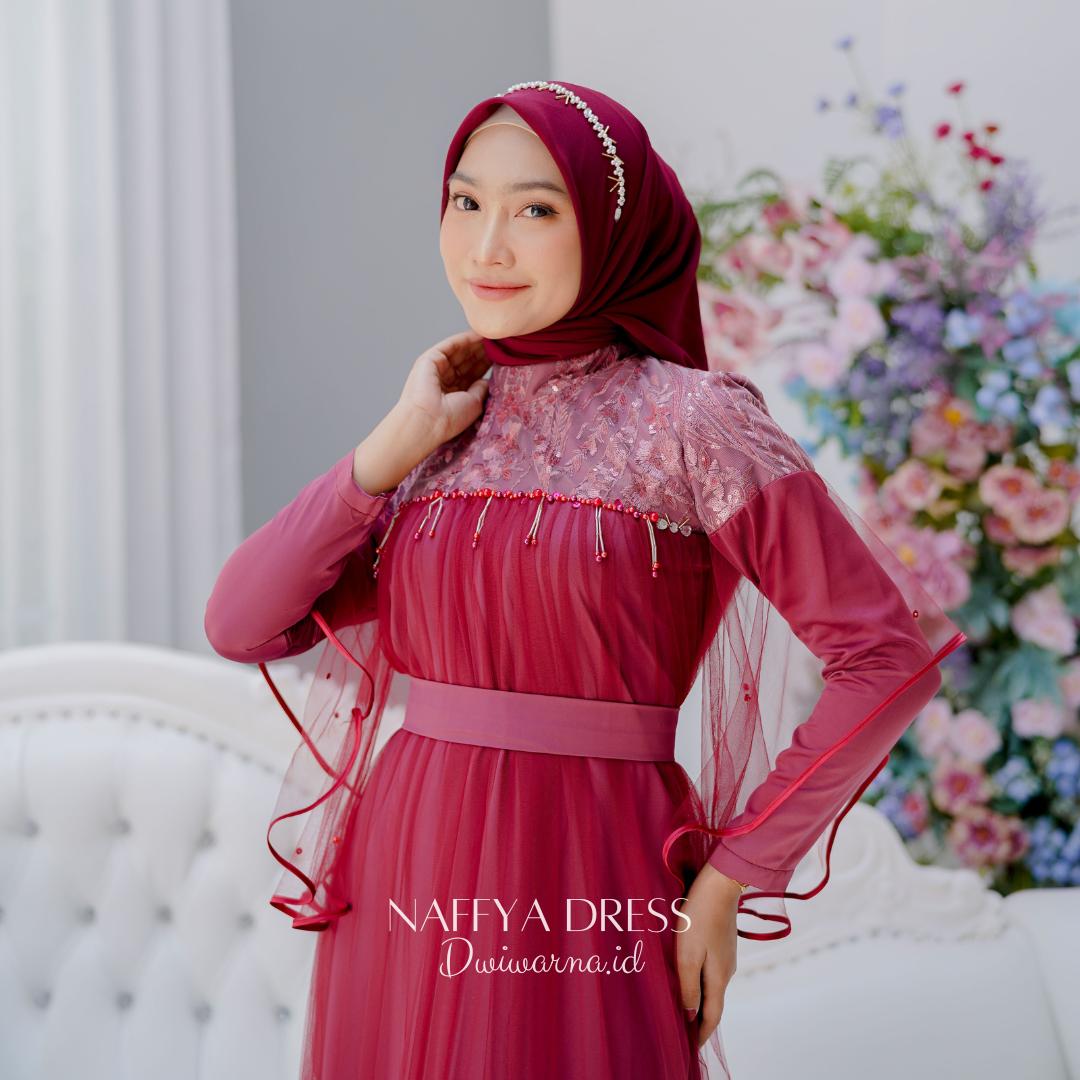 Naffya Dress by @dwiwarna.id