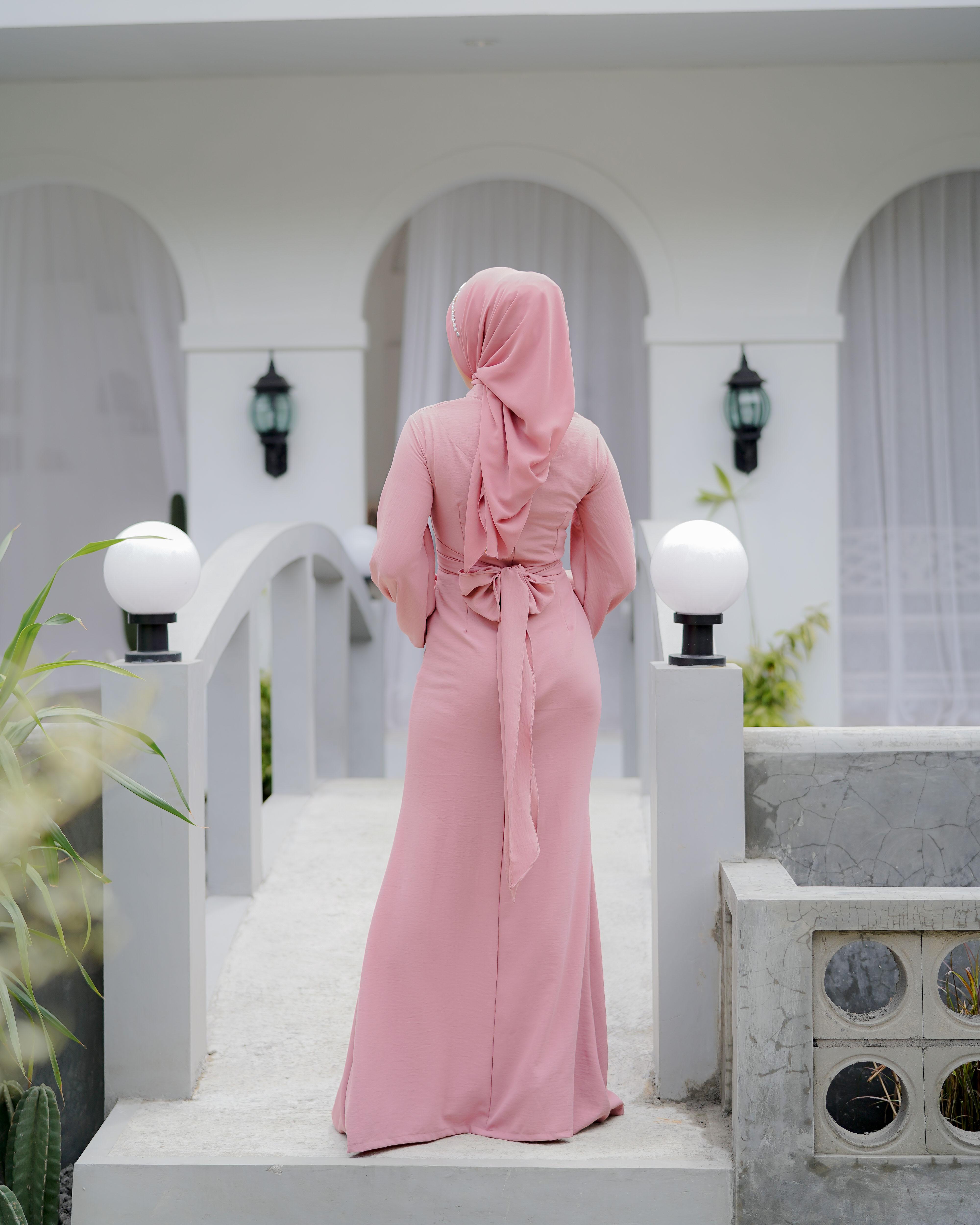 Ivani Dress Kondangan Mermaid Polos BerPayet By Dwiwarna Airflow Balon Wudhu Kancing Muslim Mutiara Muslim Mutiara