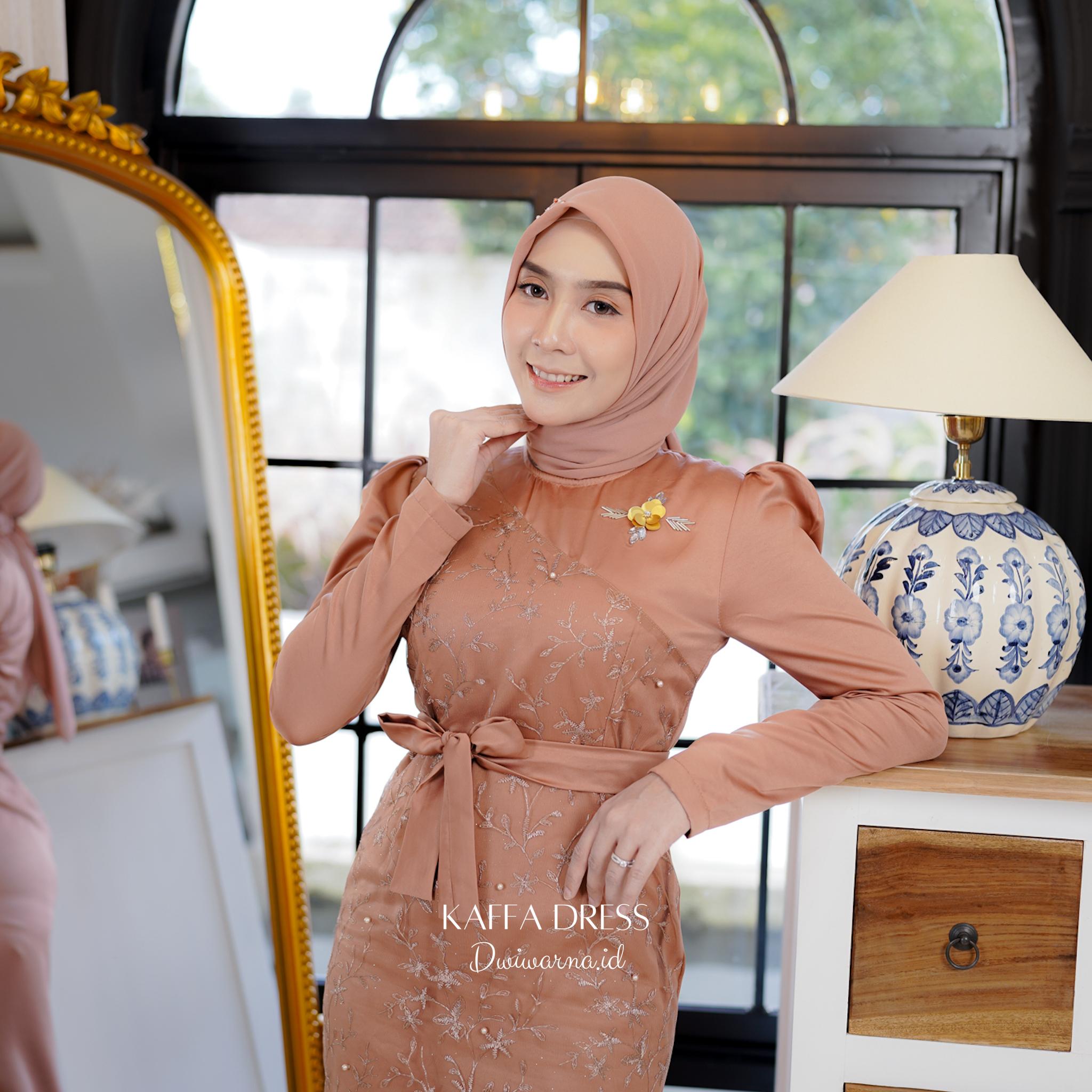Kaffa Dresss Kondangan by Dwiwarna | Brukat | Simpel Elegant