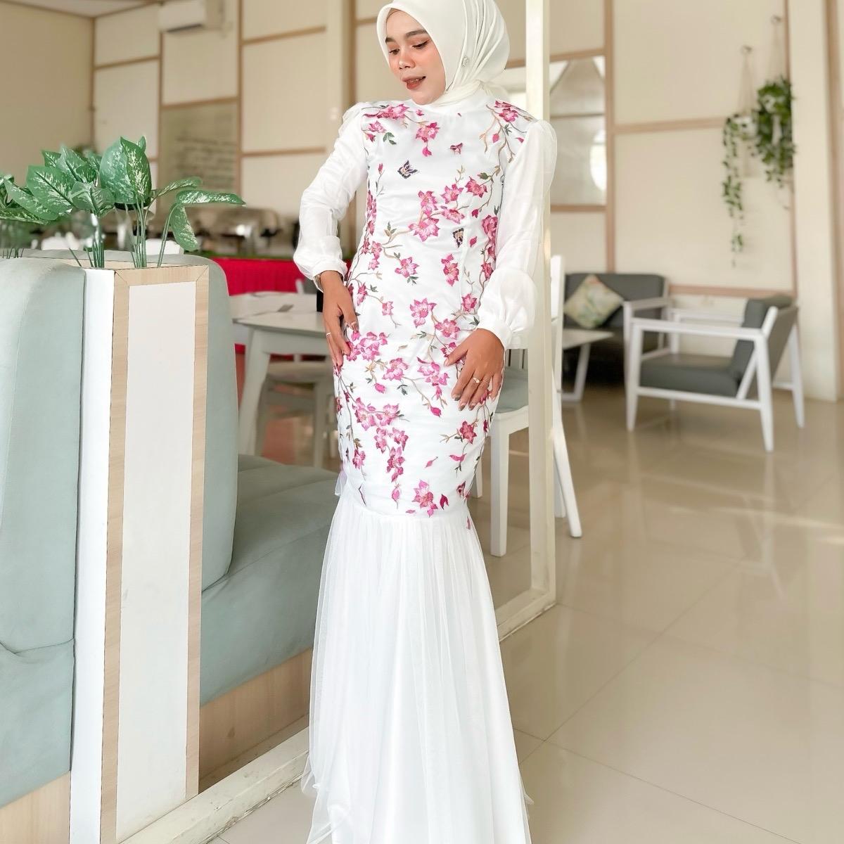 Lovina Dress Kondangan by Dwiwarna Cutting Mermaid Tille Garden Motif terbaru (Motif Terbaru Sesuai Stock yang Ada) Balon Panjang Kancing