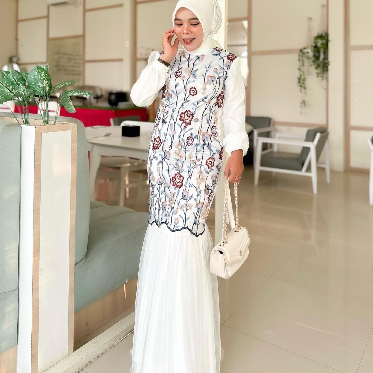 Lovina Dress Kondangan by Dwiwarna Cutting Mermaid Tille Garden Motif terbaru (Motif Terbaru Sesuai Stock yang Ada) Balon Panjang Kancing
