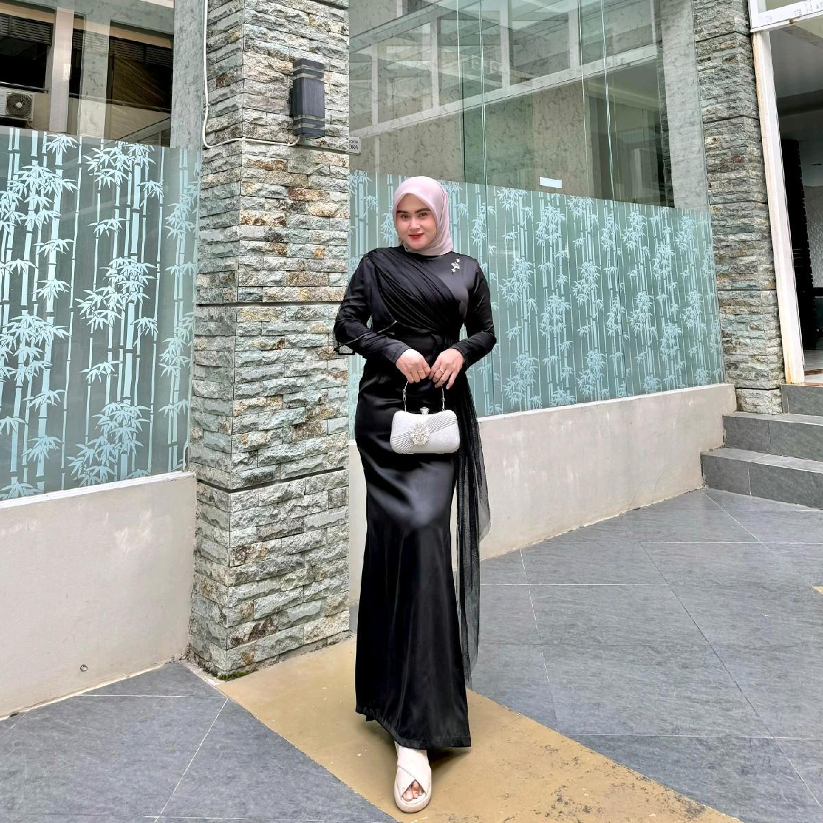 Fazza Dress Kondangan Simpel Rashinta X Dwiwarna