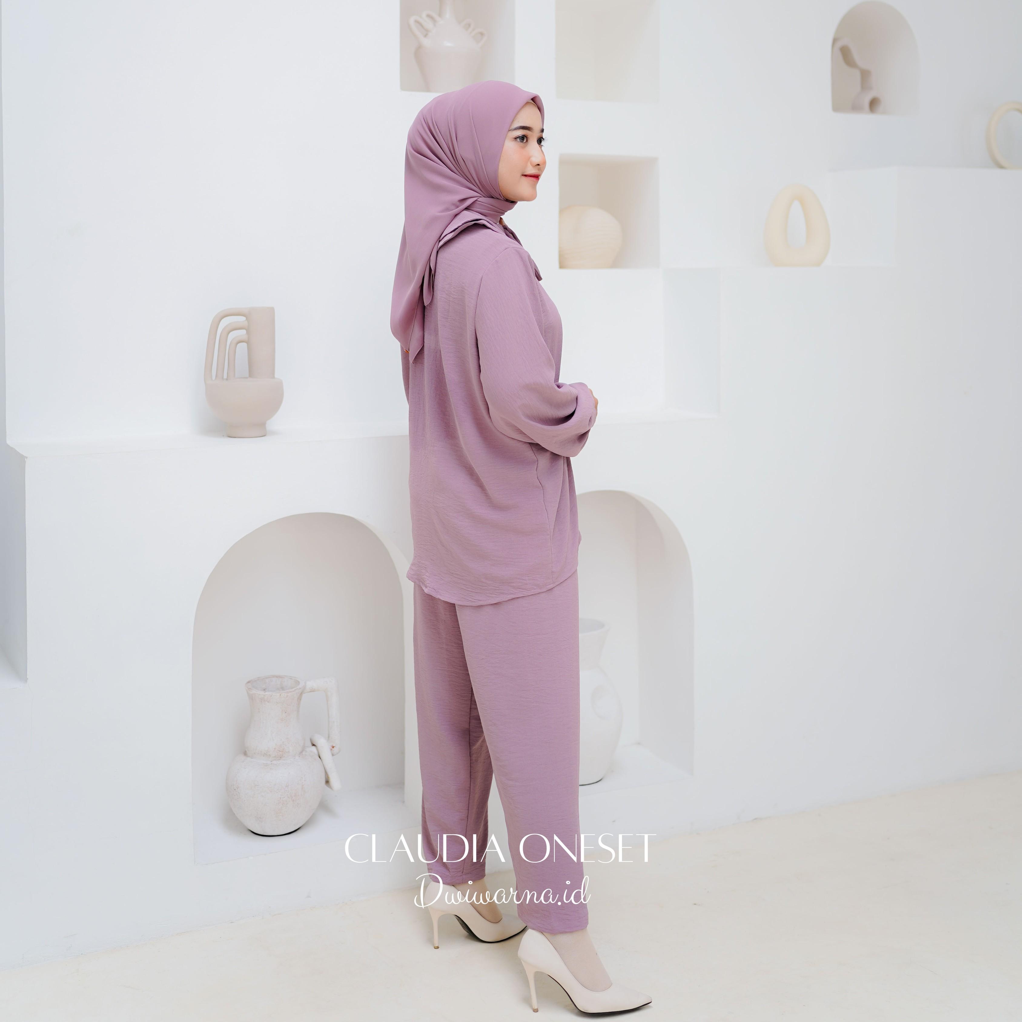 One Set "CLAUDIA" by @Dwiwarna