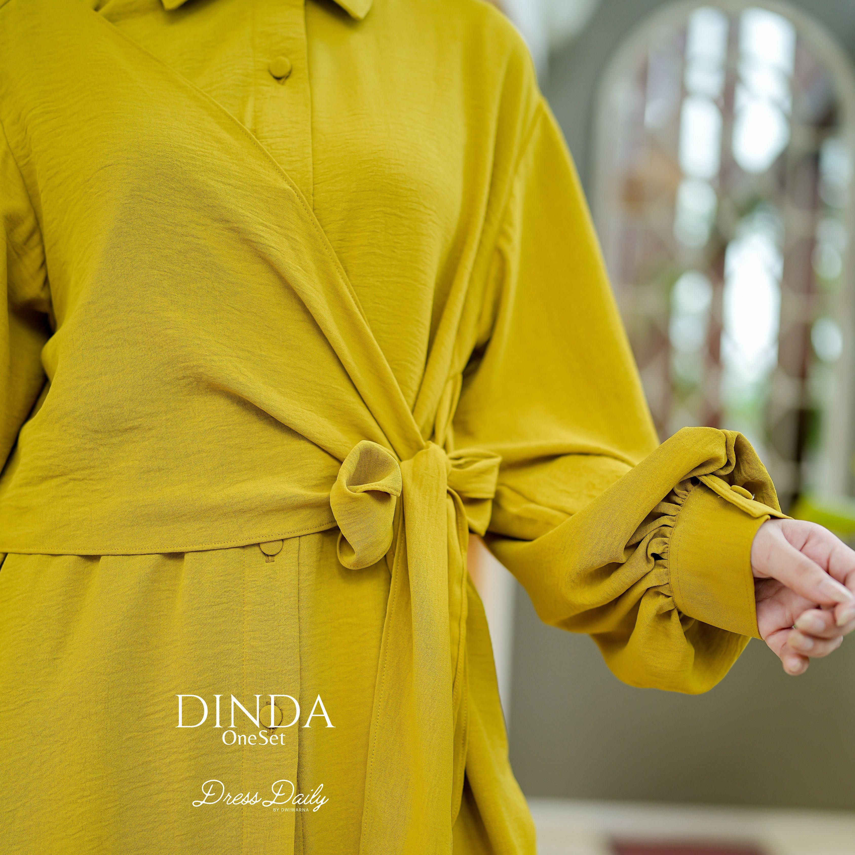 One Set "DINDA" by Dwiwarna