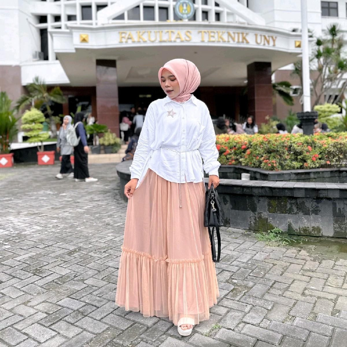 Rok Tutu Tile by Dwiwarna