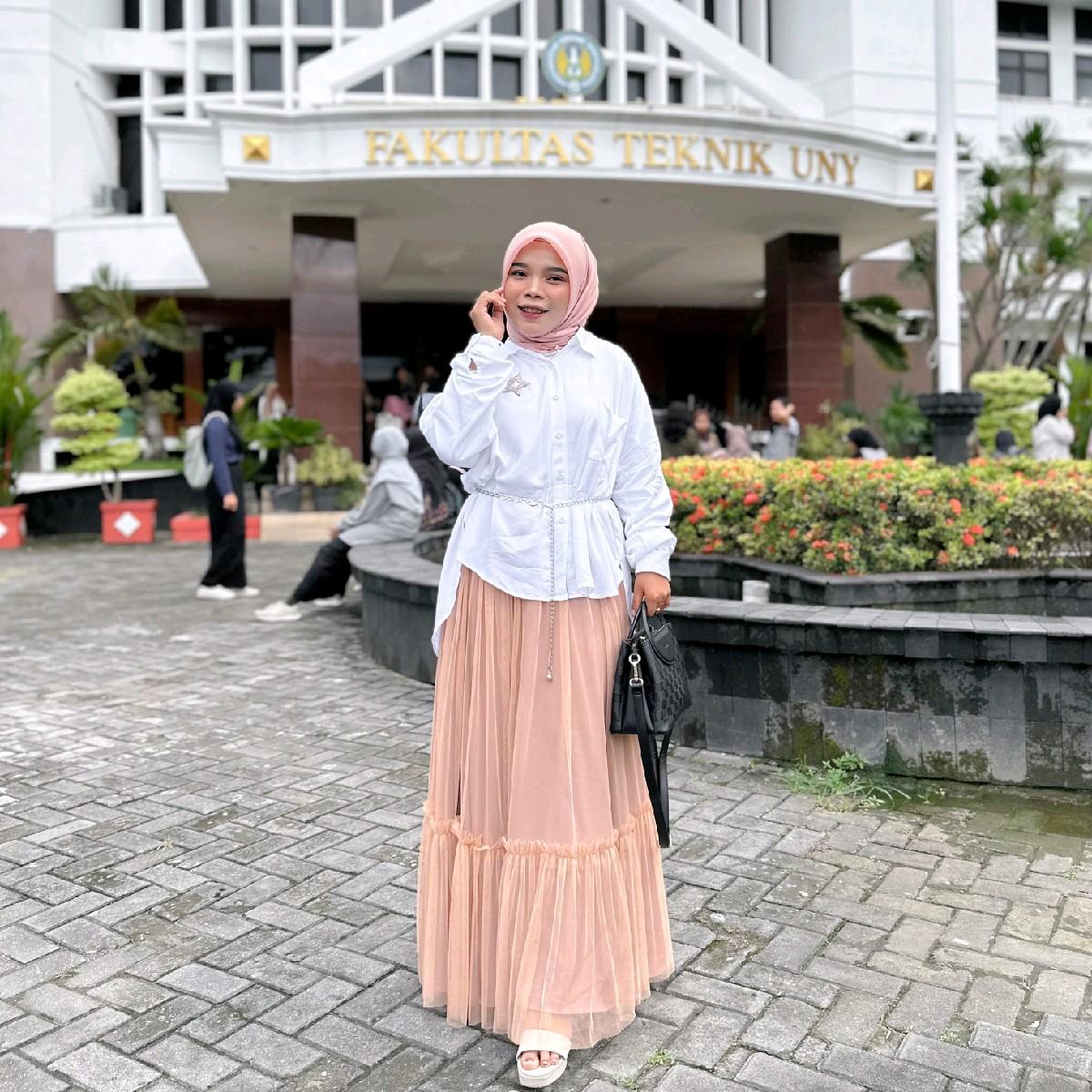 Rok Tutu Tile by Dwiwarna