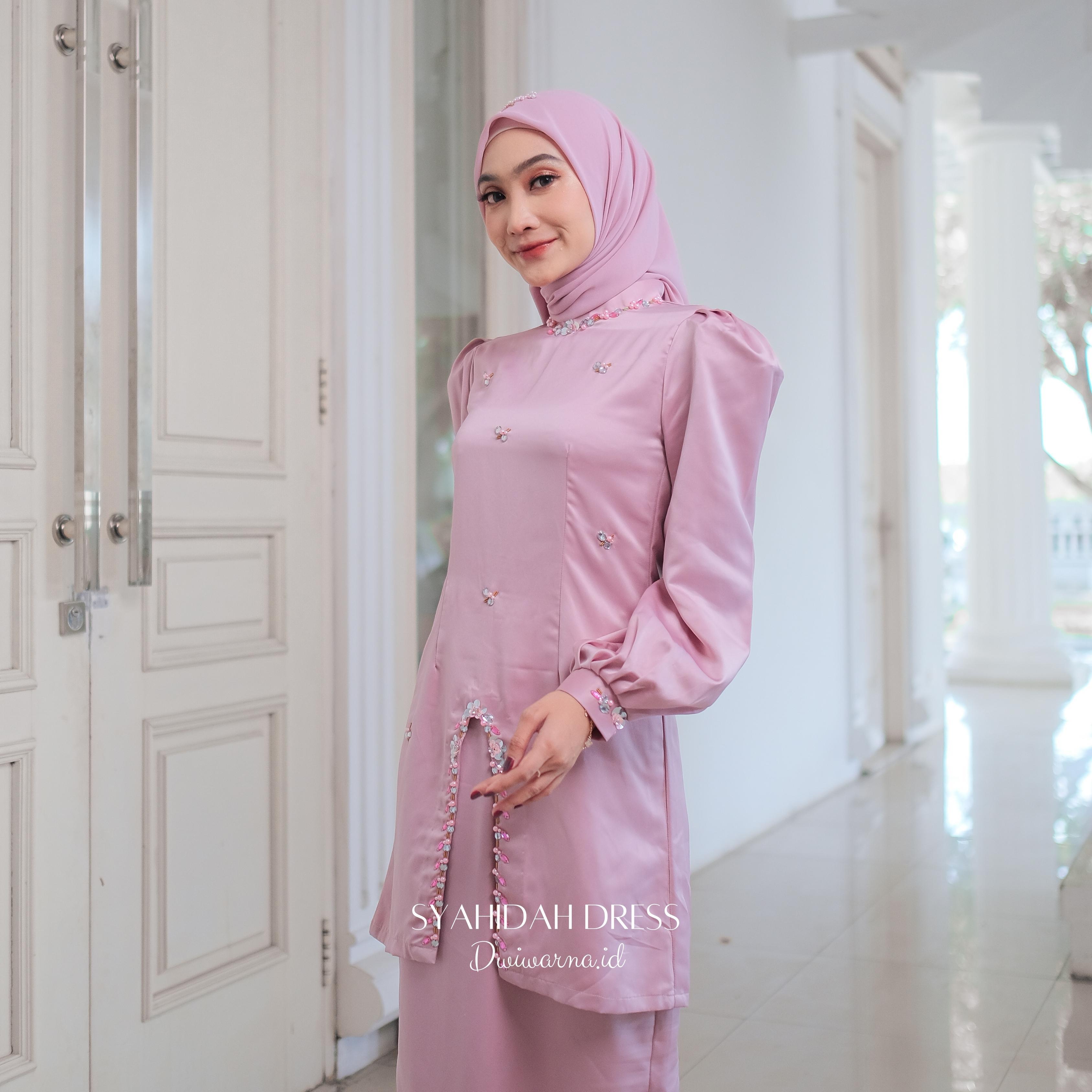 Set Melayu "Syahidah" by Dwiwarna Atas Bawah Payet Mutiara