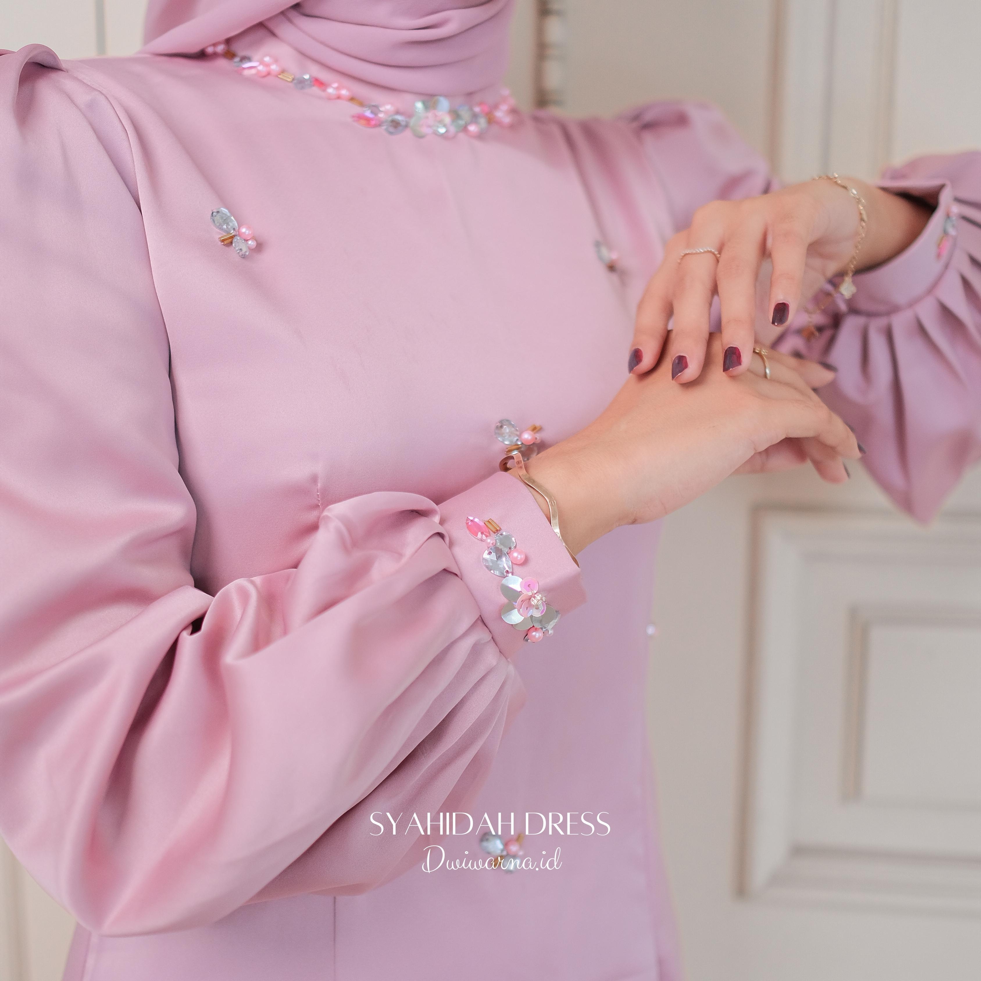 Set Melayu "Syahidah" by Dwiwarna Atas Bawah Payet Mutiara