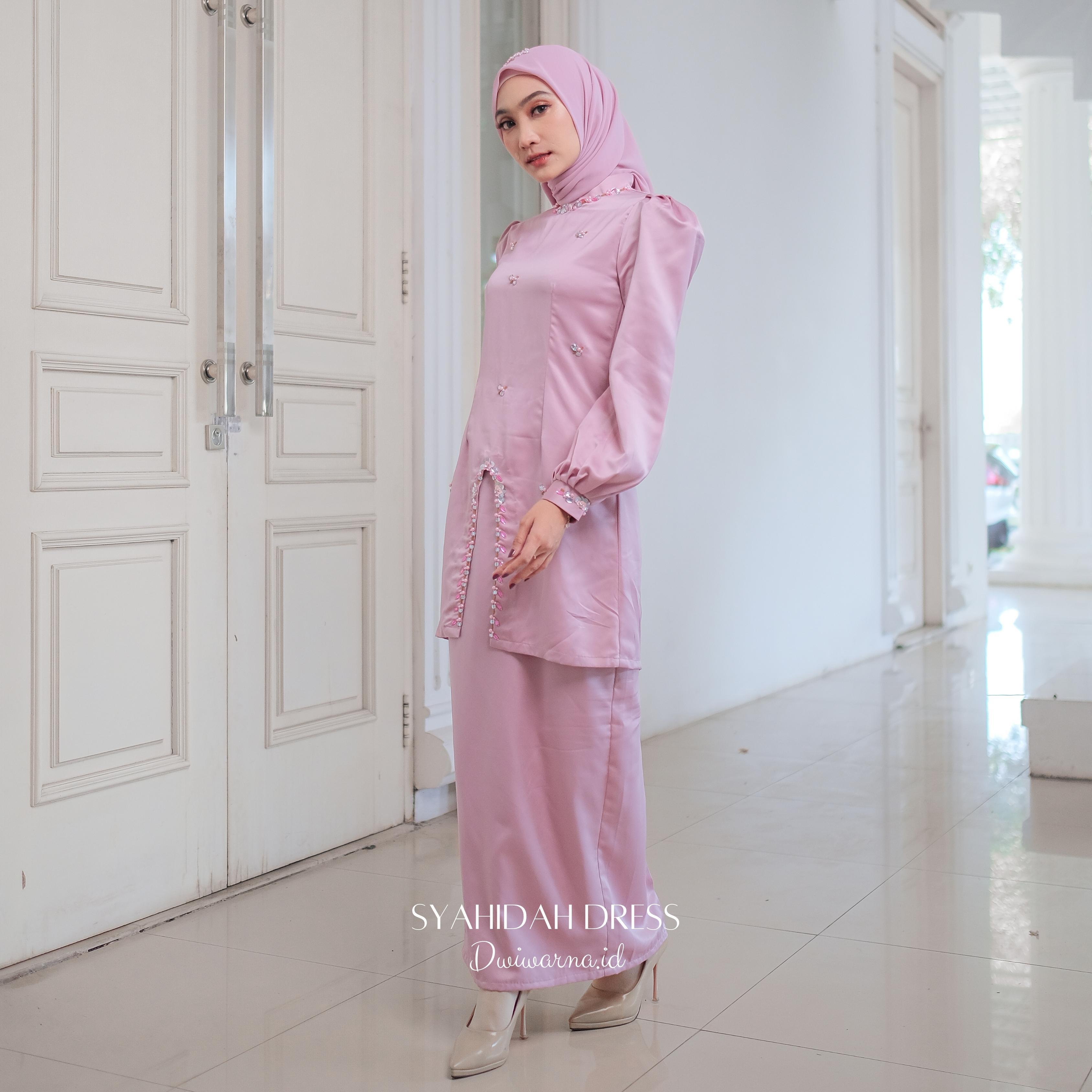 Set Melayu "Syahidah" by Dwiwarna Atas Bawah Payet Mutiara