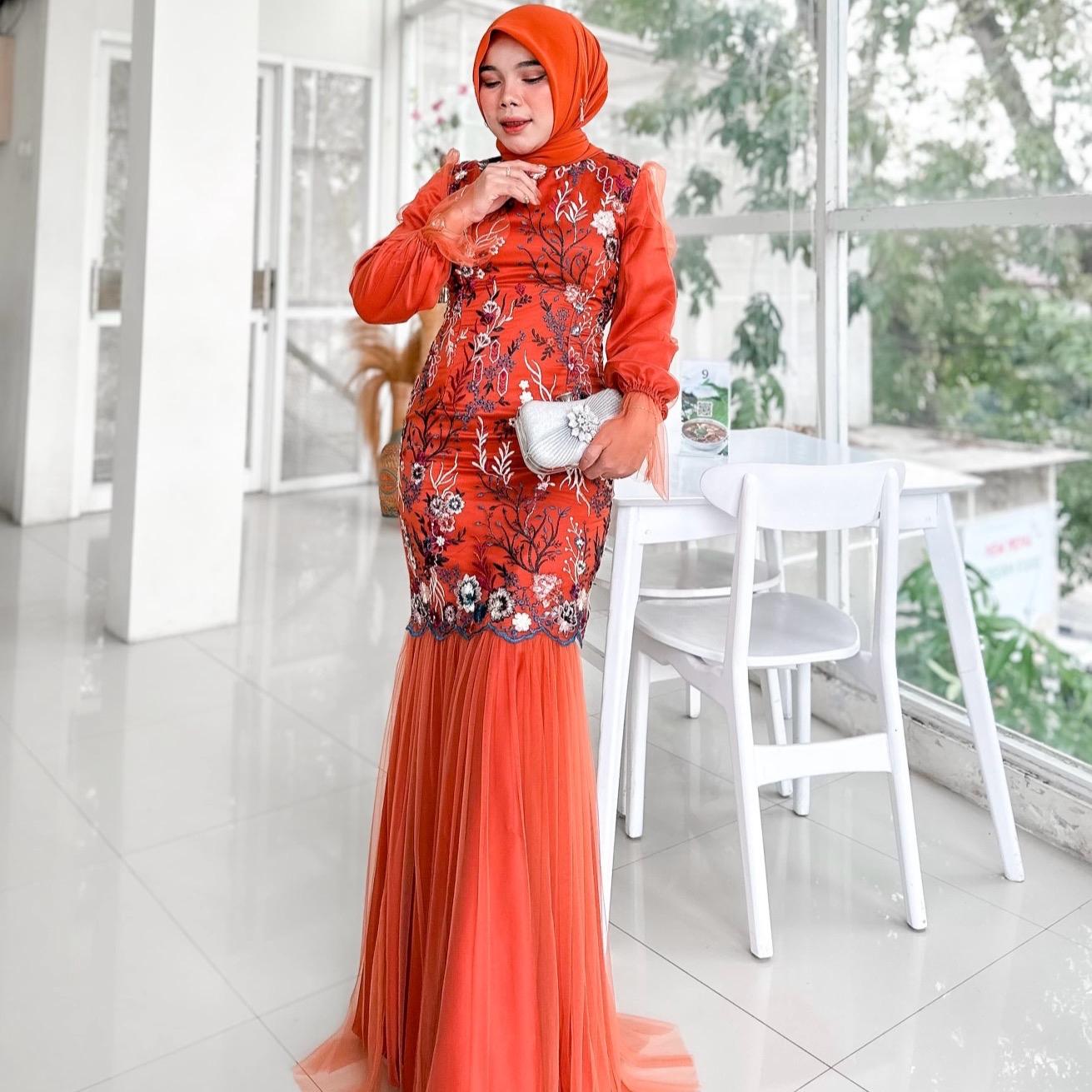 Jenna Dress Terbaru By Dwiwarna Collaboration X Seindah Dress Cutting Mermaid Bahan Satin Premium dan Tille Motif  Eksklusif Formal Gaun