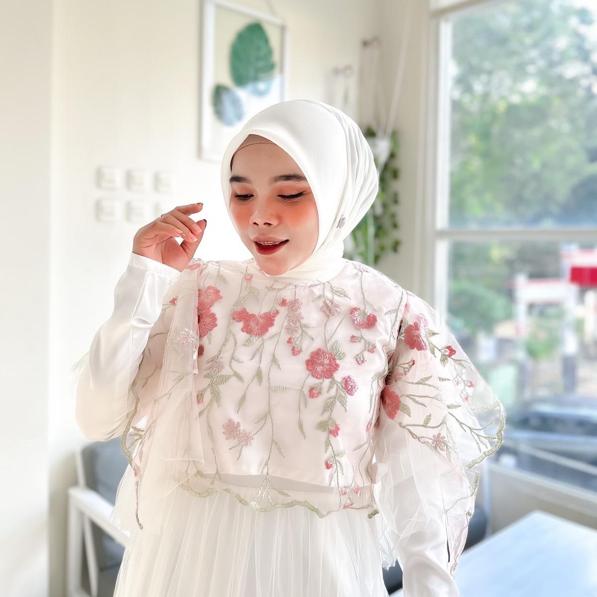 Larenssia Dress terbaru by Dwiwarna Dress Tille Motif Bunga Dress Gaun Kombinasi