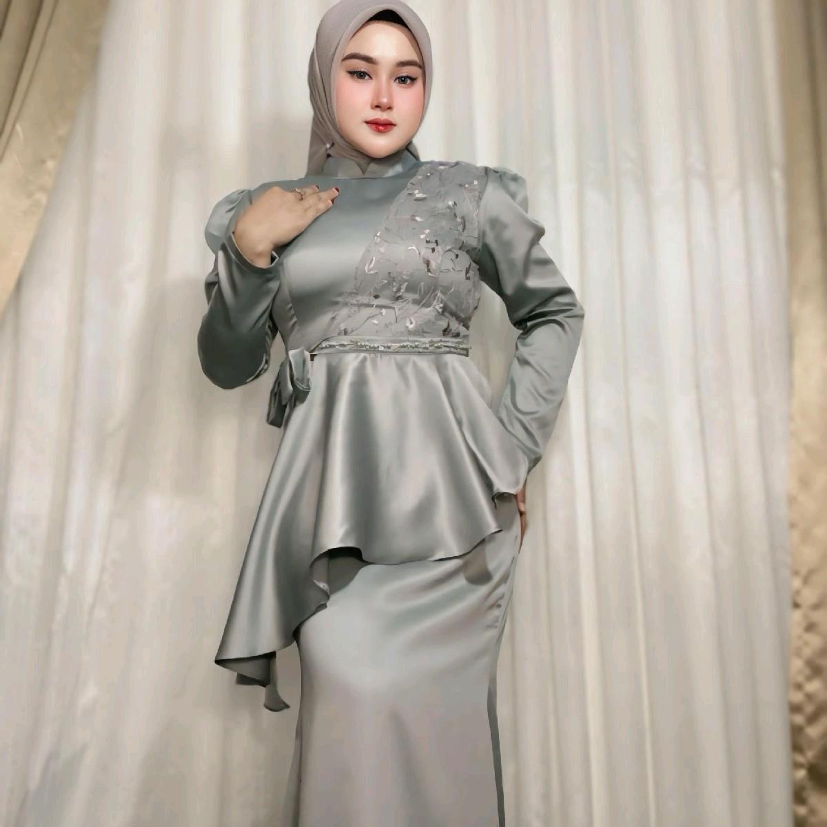 Lutfi Dress Rashinta X Dwiwarna