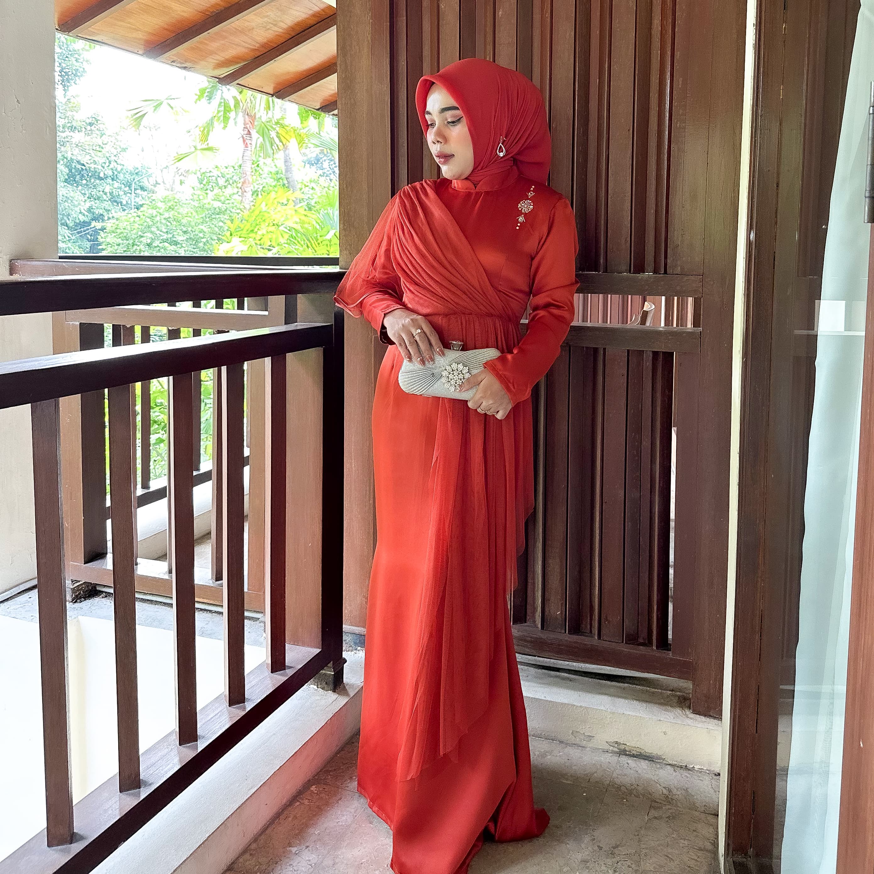 Fazza Dress Kondangan by Dwiwarna Dress Satin Mermaid Payet