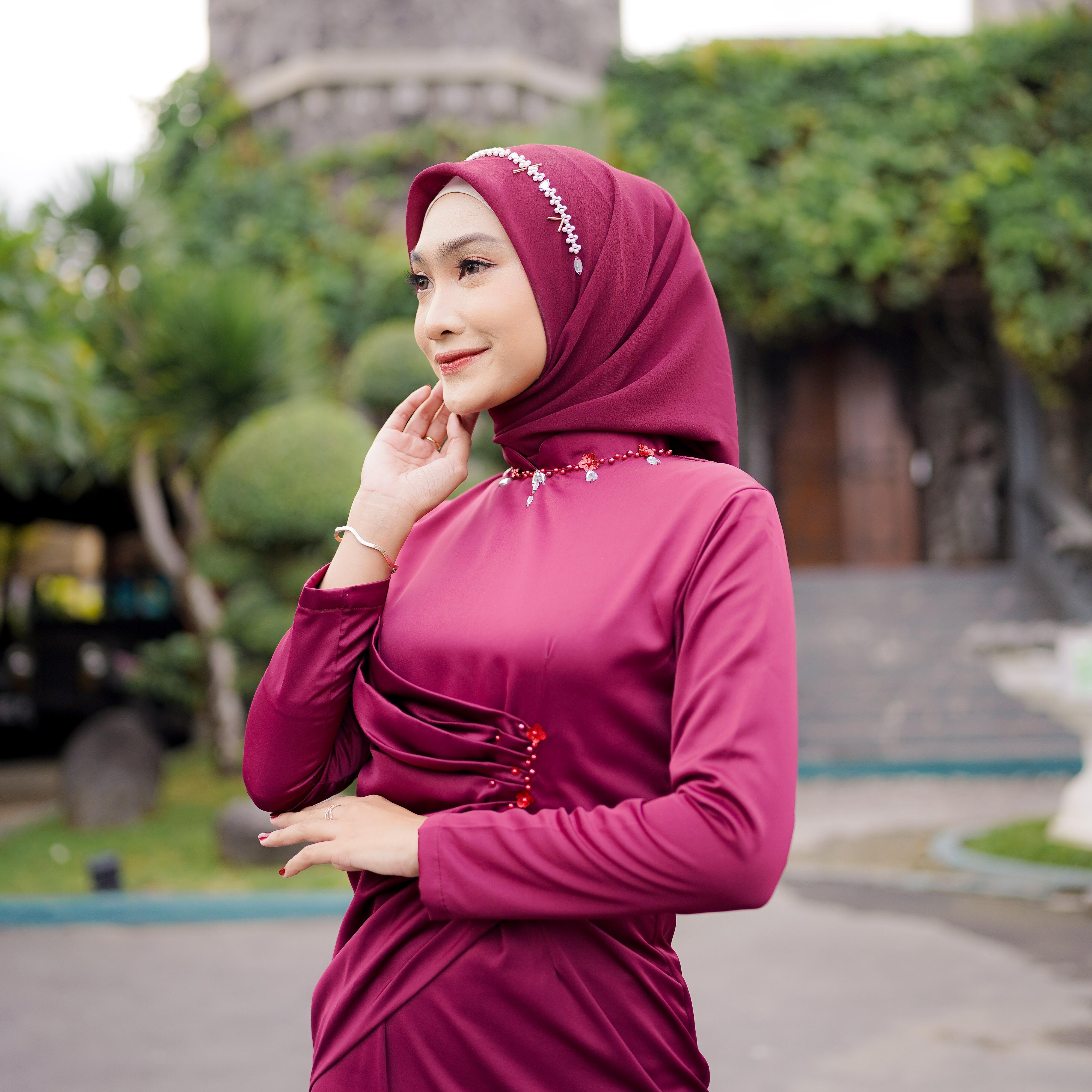 Amara Dress Kondangan Mermaid/ Polos/ Simpel / Mutiara/ Muslim Mutiara Payet Gamis