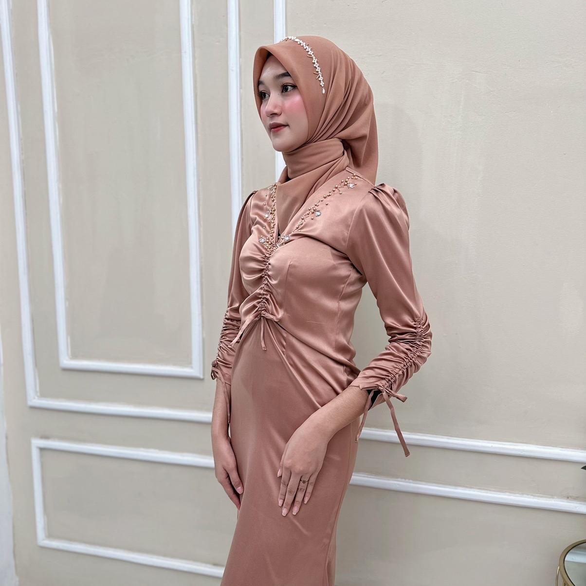 Berlyne Dress Satin Serut Terbaru / Dress Kondangan Terbaru / Dress Serut / Dress Simpel / Dress Polos