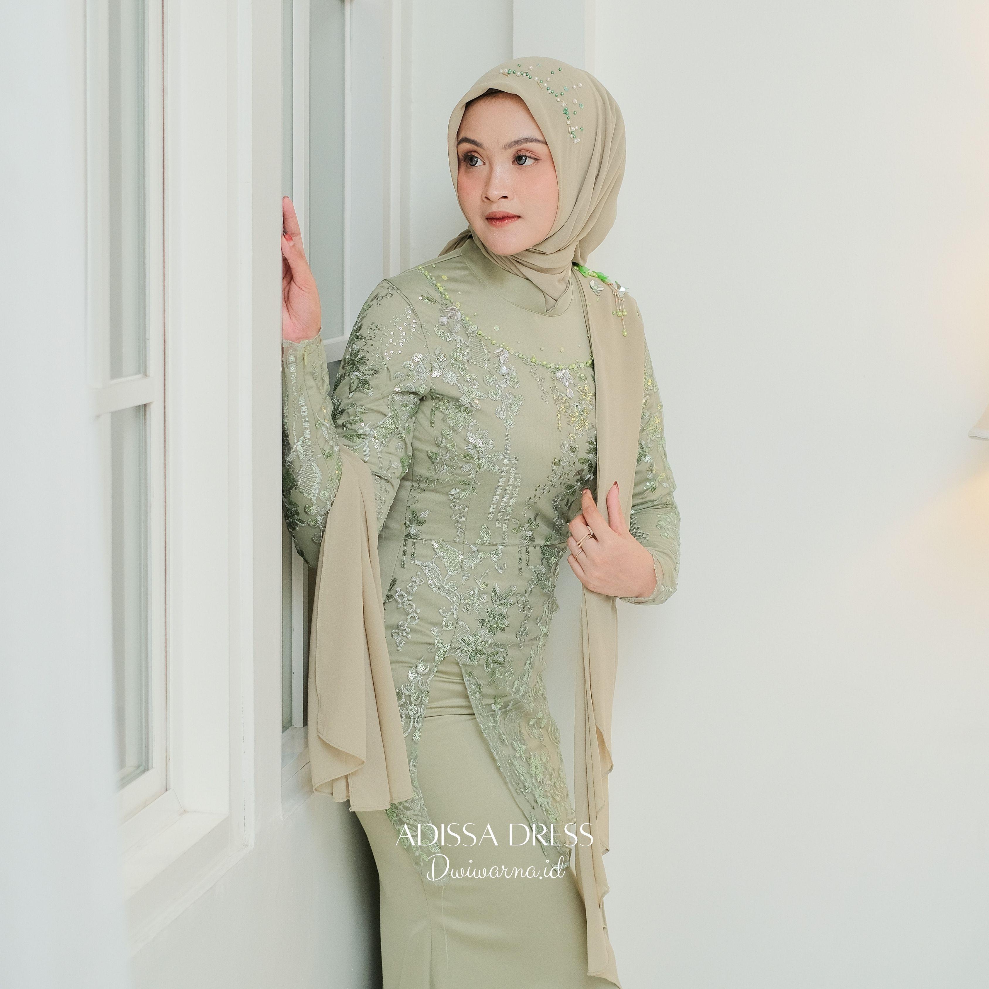 Adissa Dress Kondangan Terbaru / Dress Lamaran / Dress Kondangan / Dress Mermaid by Dwiwarna Kombinasi Muslim Payet Pesta Mewah Mutiara Wanita Gamis Tile Maxi