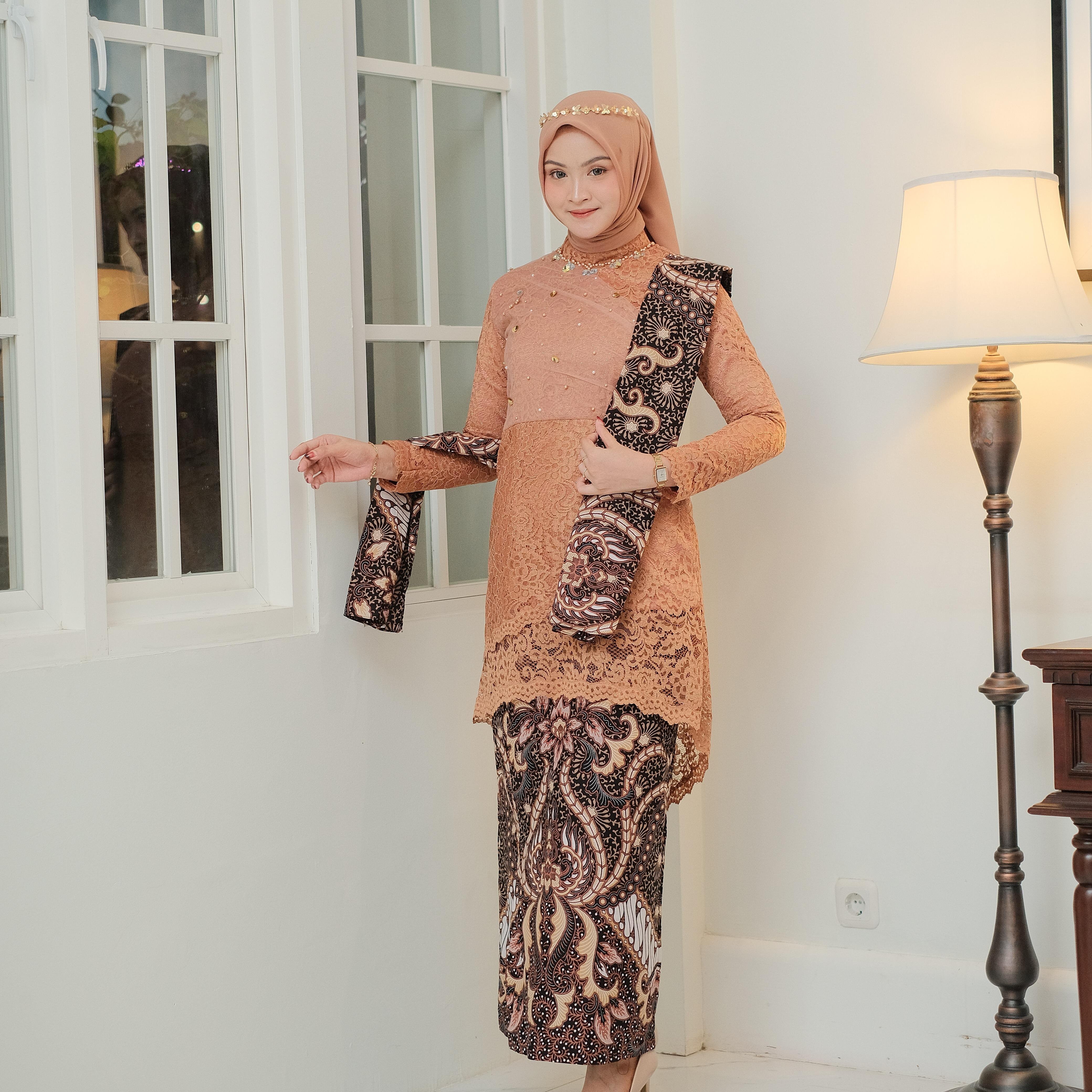 Vantia Kebaya (Atasan) Brukat | Kebaya Lamaran | Kebaya Wisuda | Kebaya Payet