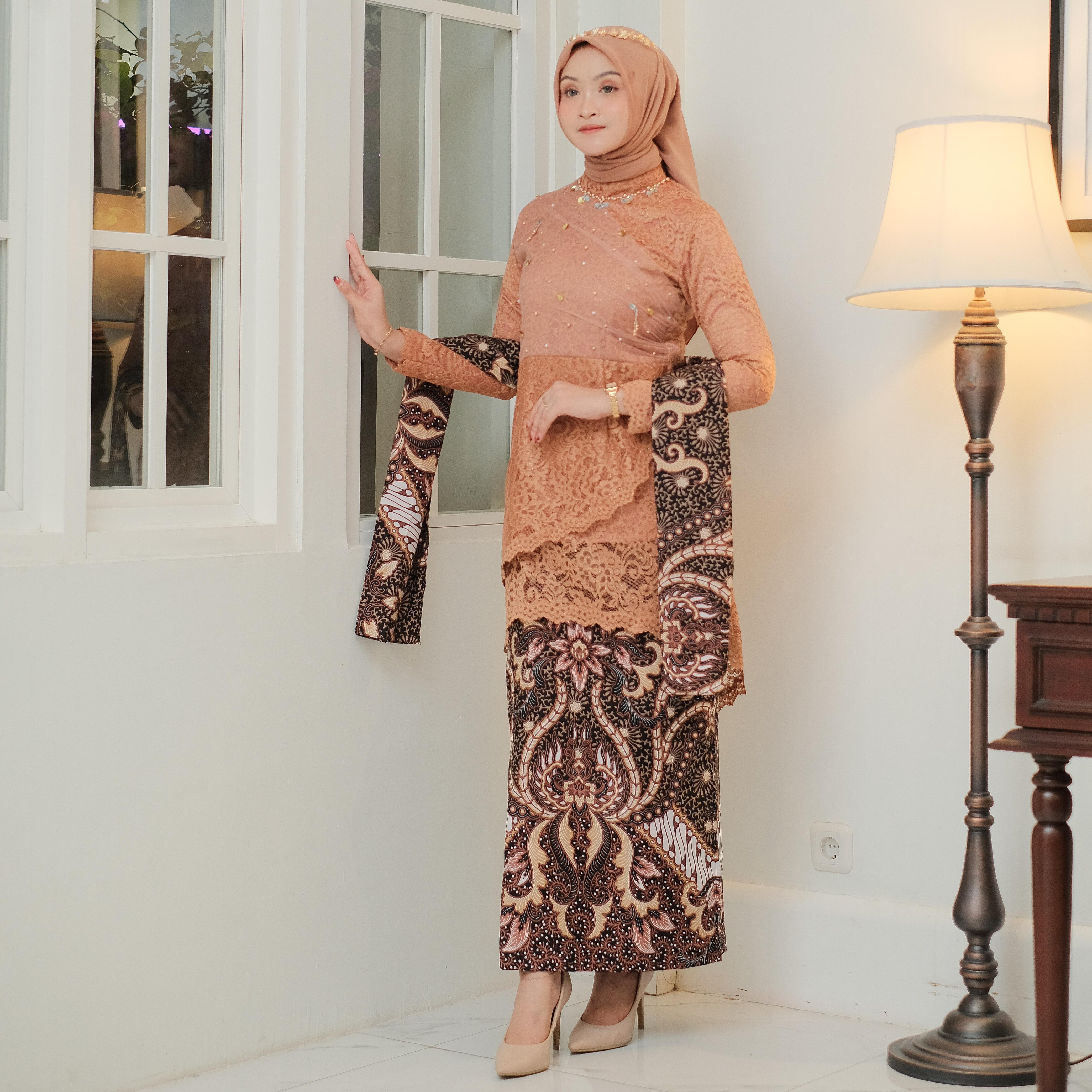 Vantia Kebaya (Atasan) Brukat | Kebaya Lamaran | Kebaya Wisuda | Kebaya Payet